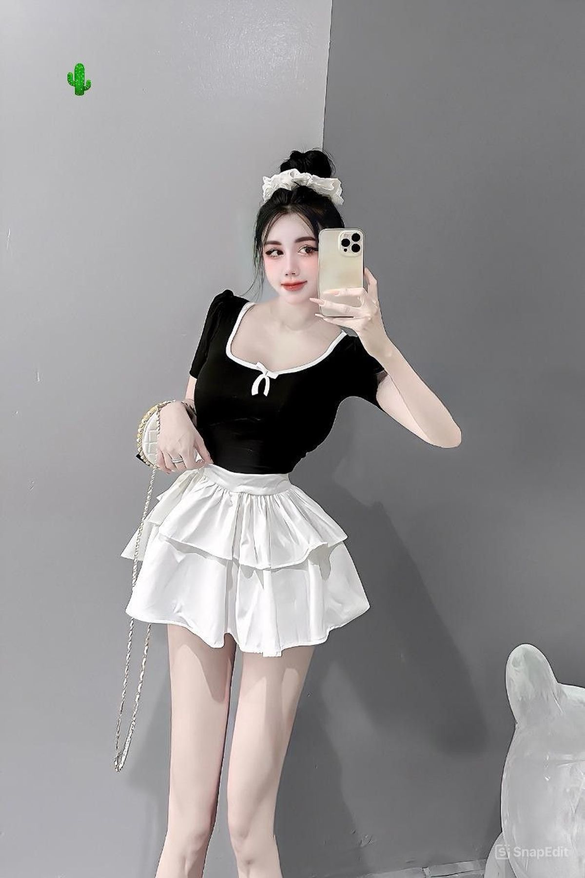 SET ÁO VIỀN NƠ KÈM CHÂN VÁY 2 TẦNG - LÊ PHƯƠNG BOUTIQUE SET ÁO VIỀN NƠ KÈM CHÂN VÁY 2 TẦNG - LÊ PHƯƠNG BOUTIQUE