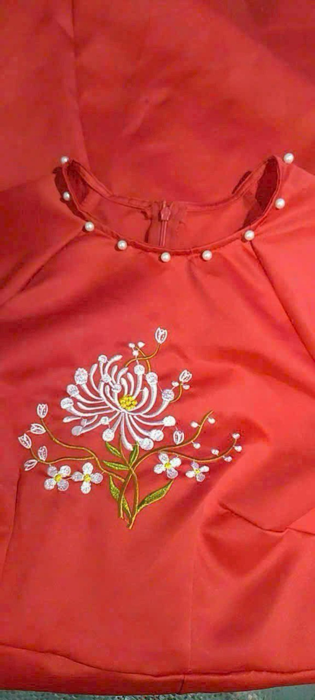 🌹🌹🌹SÉT ÁO DÀI TAPTA THÊU HOA, CỔ ĐÍNH NGỌC QUẦN TUYẾT NHUNG
3 MÀU Y HÌNH 🌹🌹🌹SÉT ÁO DÀI TAPTA THÊU HOA, CỔ ĐÍNH NGỌC QUẦN TUYẾT NHUNG
3 MÀU Y HÌNH