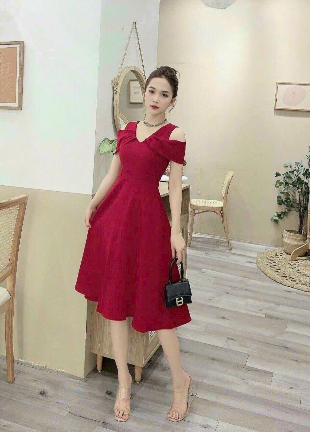 Đầm xòe hở vai sang trọng hàng thiết kế cao cấp hàng về lại đủ size Đầm xòe hở vai sang trọng hàng thiết kế cao cấp hàng về lại đủ size