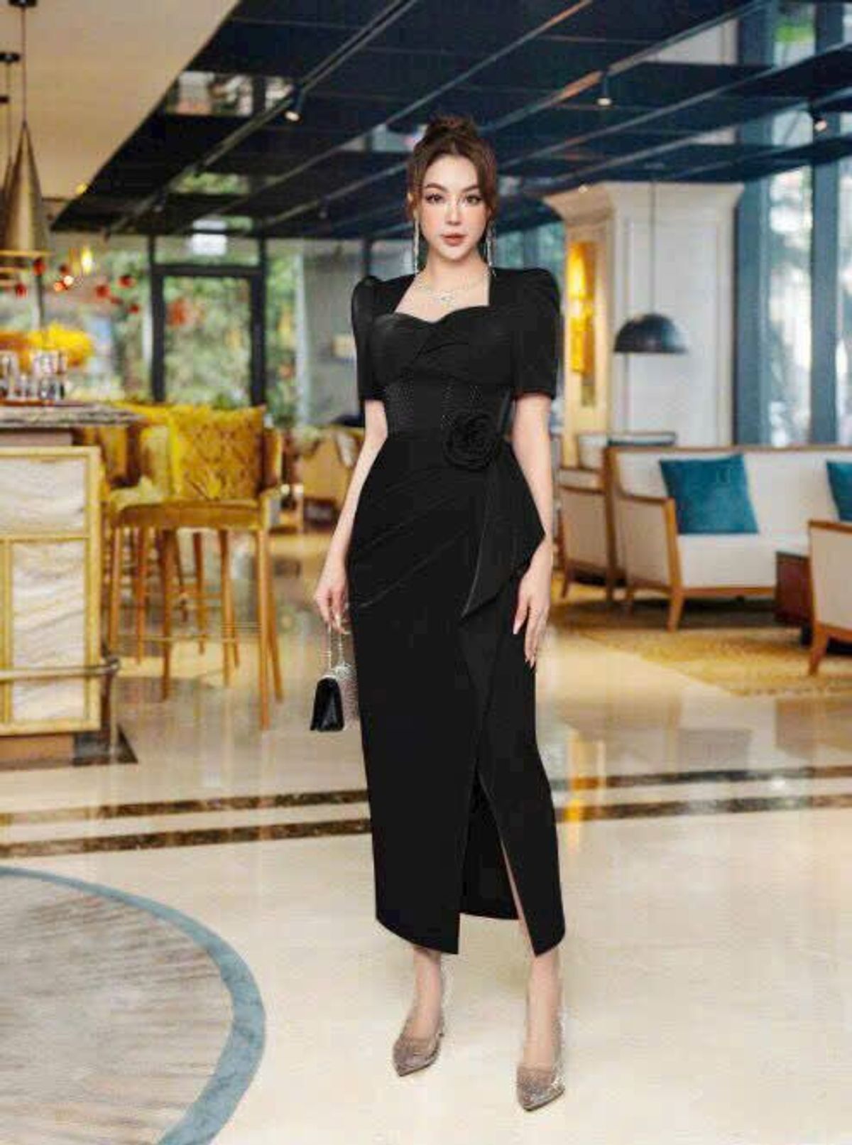 Đầm nữ body cổ vuông kèm bông bụng sang trọng hàng cao cấp Đầm nữ body cổ vuông kèm bông bụng sang trọng hàng cao cấp