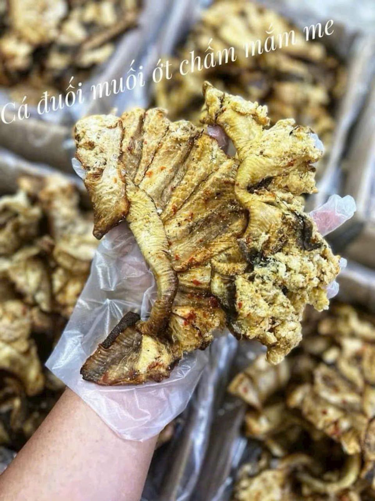 KHÔ CÁ ĐUỐI MUỐI ỚT CHẤM MẮM ME 330G - WINNIE HOUSE KHÔ CÁ ĐUỐI MUỐI ỚT CHẤM MẮM ME 330G - WINNIE HOUSE