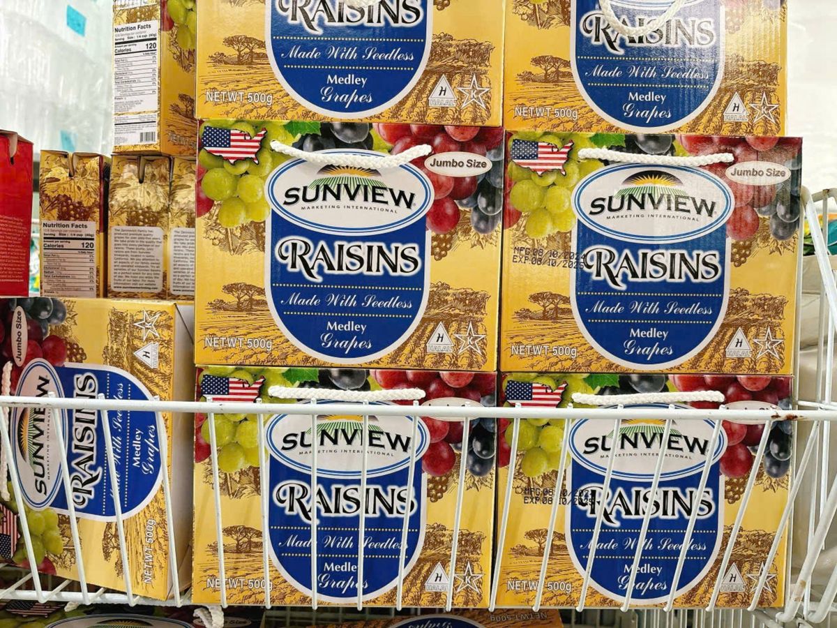 Nho Raisins Nhập Mỹ Hộp Giấy Màu Vàng 500G Nho Raisins Nhập Mỹ Hộp Giấy Màu Vàng 500G