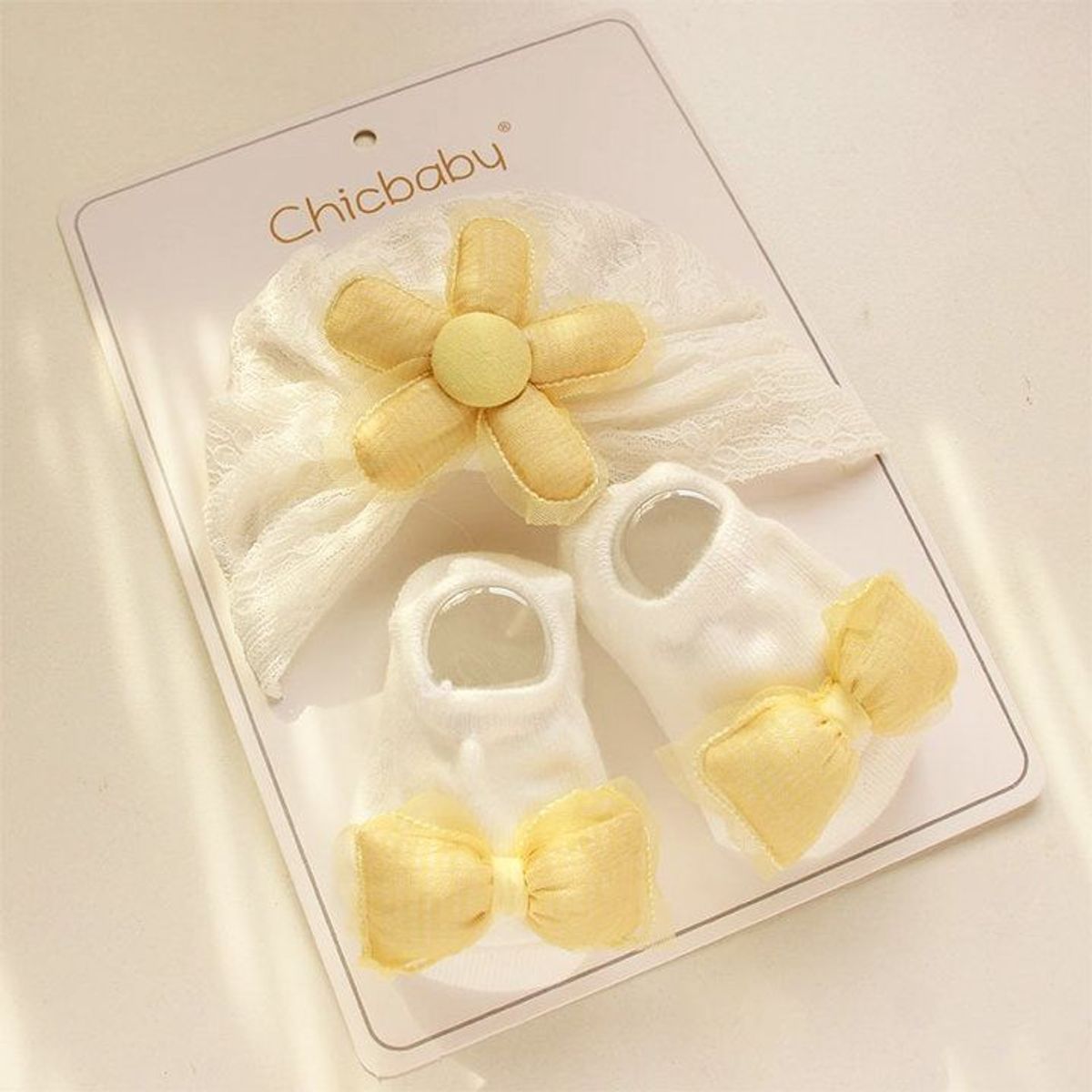 SET MŨ TUBAN KÈM TẤT CHICBABY CHO BÉ 0-2 TUỔI 56109 - LADY'S PASSION SET MŨ TUBAN KÈM TẤT CHICBABY CHO BÉ 0-2 TUỔI 56109 - LADY'S PASSION