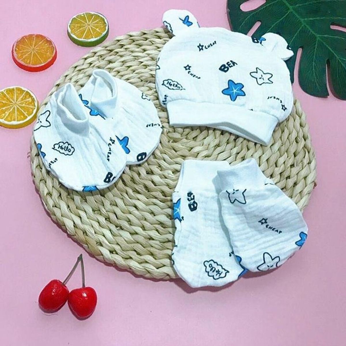 SET MŨ VÀ BAO TAY CHÂN SƠ SINH WOOJI 56711 - LADY'S PASSION SET MŨ VÀ BAO TAY CHÂN SƠ SINH WOOJI 56711 - LADY'S PASSION
