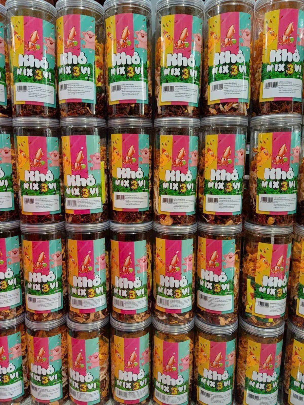 Khô Mix Bò/Gà/Heo 300G - Thực Phẩm Chế Biến Sẵn Khô Mix Bò/Gà/Heo 300G - Thực Phẩm Chế Biến Sẵn