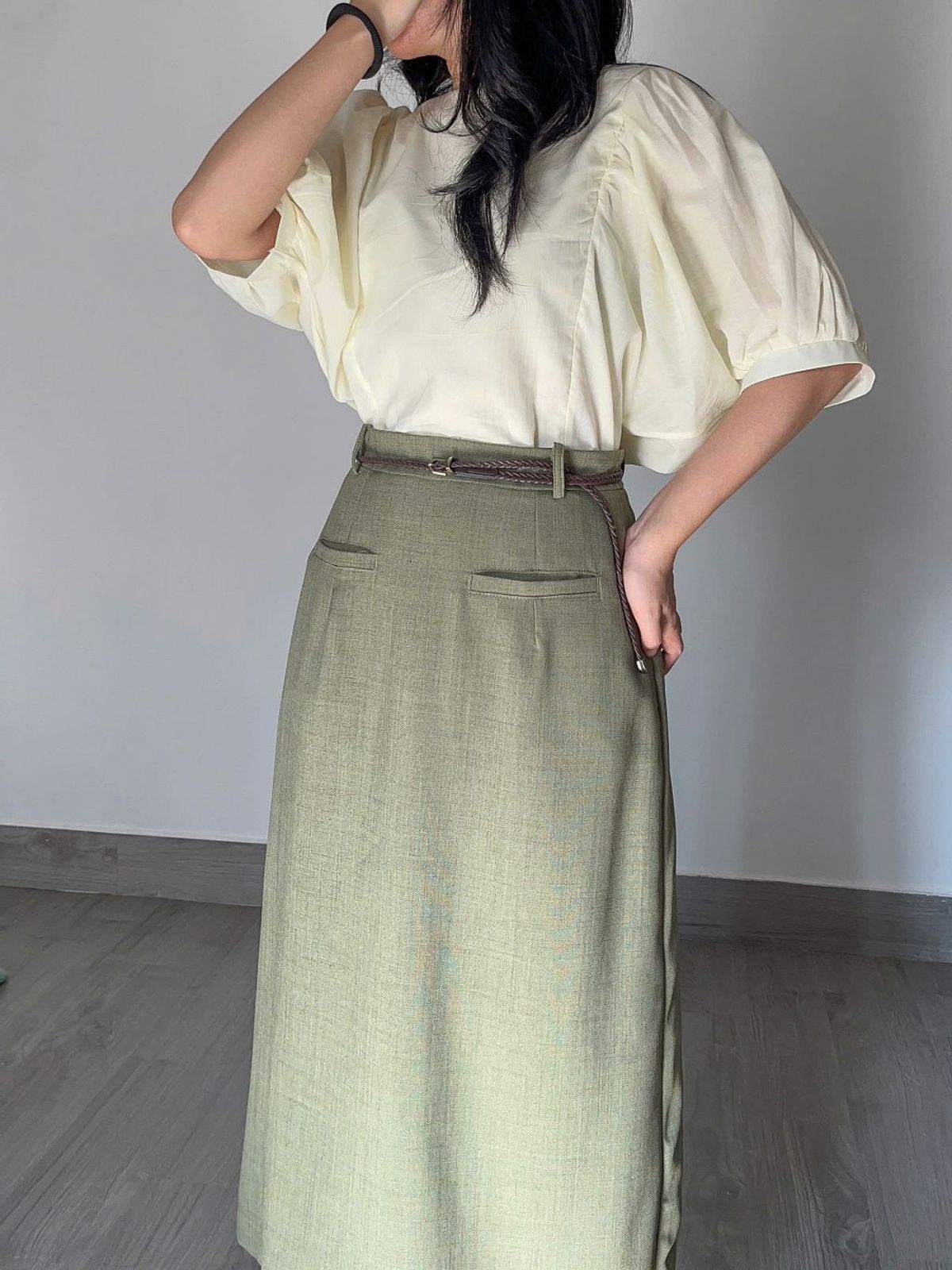 Áo kiểu nữ fom rộng tay cánh dơi phồng cổ tròn đơn giản Áo kiểu nữ fom rộng tay cánh dơi phồng cổ tròn đơn giản