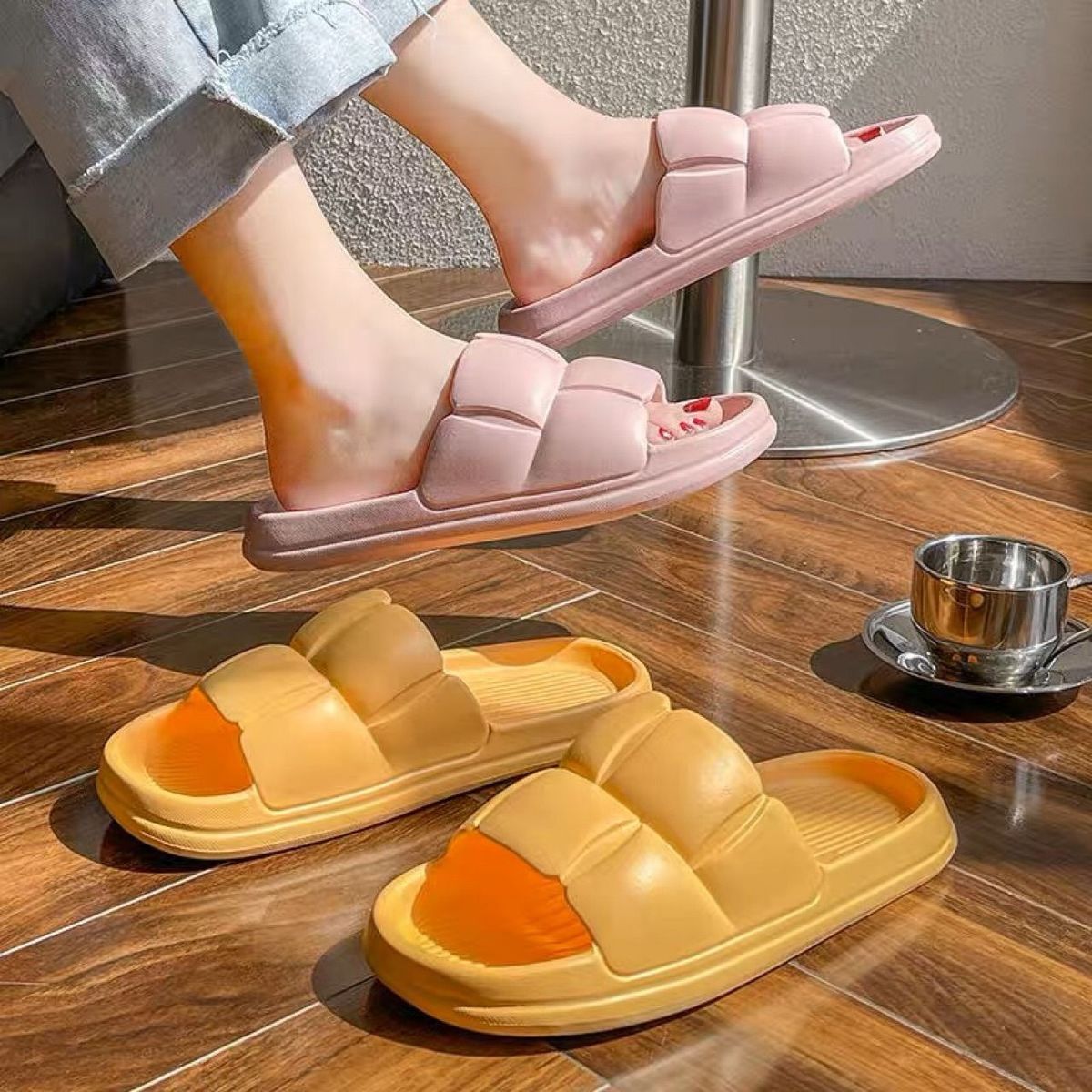 DÉP BÁNH MỲ ĐẾ XỐP TĂNG CHIỀU CAO QUAI NGANG CHỐNG MÙI VÂN NỔI SIÊU ĐẸP D064- LADY'S PASSION DÉP BÁNH MỲ ĐẾ XỐP TĂNG CHIỀU CAO QUAI NGANG CHỐNG MÙI VÂN NỔI SIÊU ĐẸP D064- LADY'S PASSION