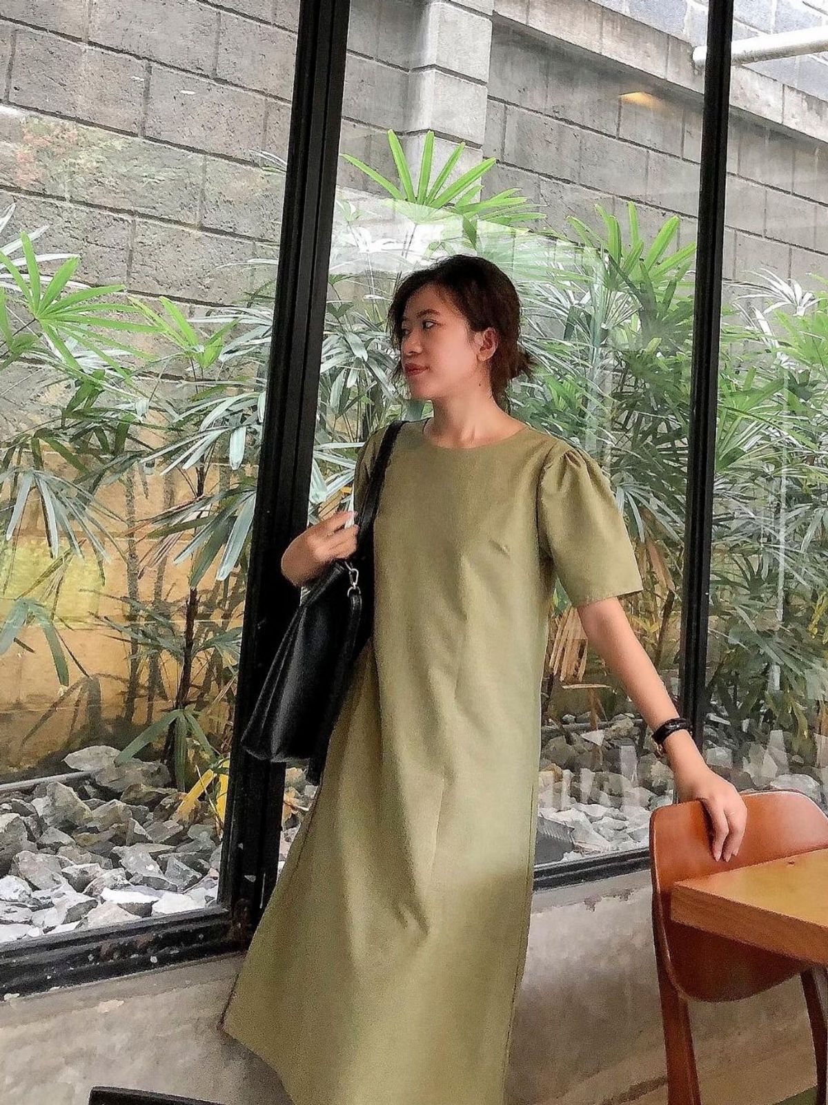 Đầm xoắn fom suông-(mặc được hai mặt) Đầm xoắn fom suông-(mặc được hai mặt)