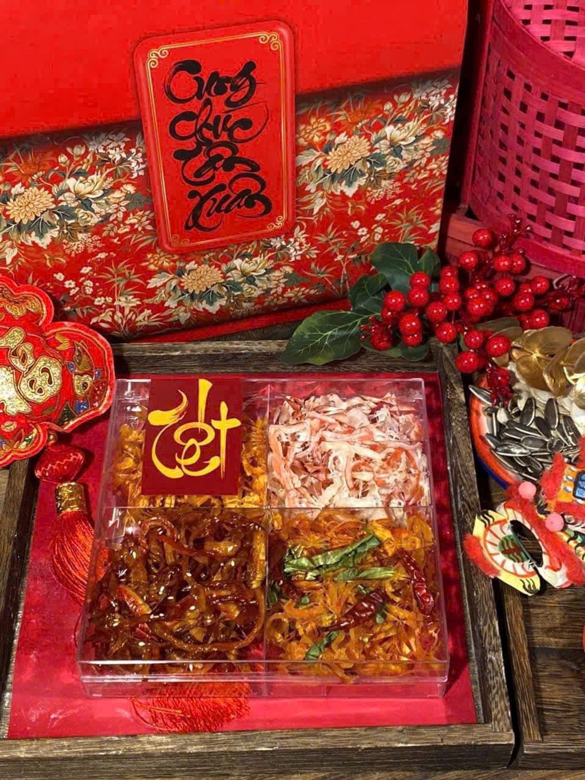 SET KHÔ TỨ VỊ, VẠN SỰ NHƯ Ý, MÓN QUÀ Ý NGHĨA 400G - WINNIE HOUSE SET KHÔ TỨ VỊ, VẠN SỰ NHƯ Ý, MÓN QUÀ Ý NGHĨA 400G - WINNIE HOUSE