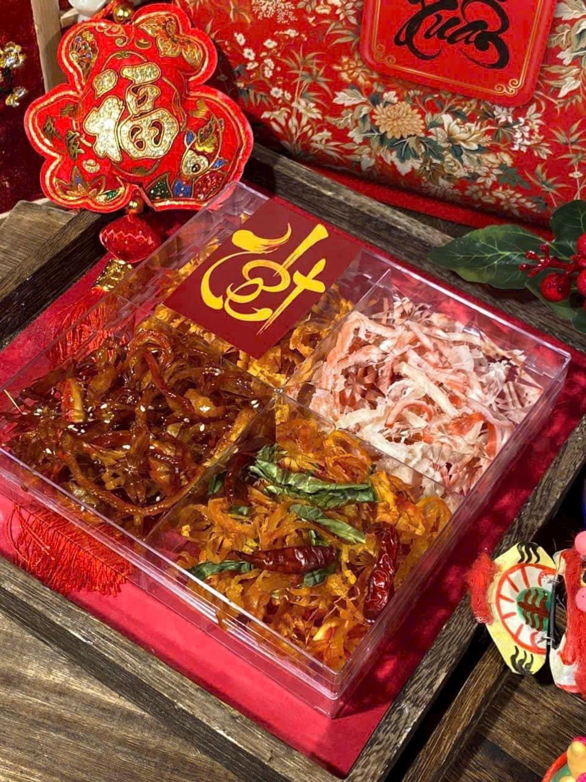 SET KHÔ TỨ VỊ, VẠN SỰ NHƯ Ý, MÓN QUÀ Ý NGHĨA 400G - WINNIE HOUSE SET KHÔ TỨ VỊ, VẠN SỰ NHƯ Ý, MÓN QUÀ Ý NGHĨA 400G - WINNIE HOUSE