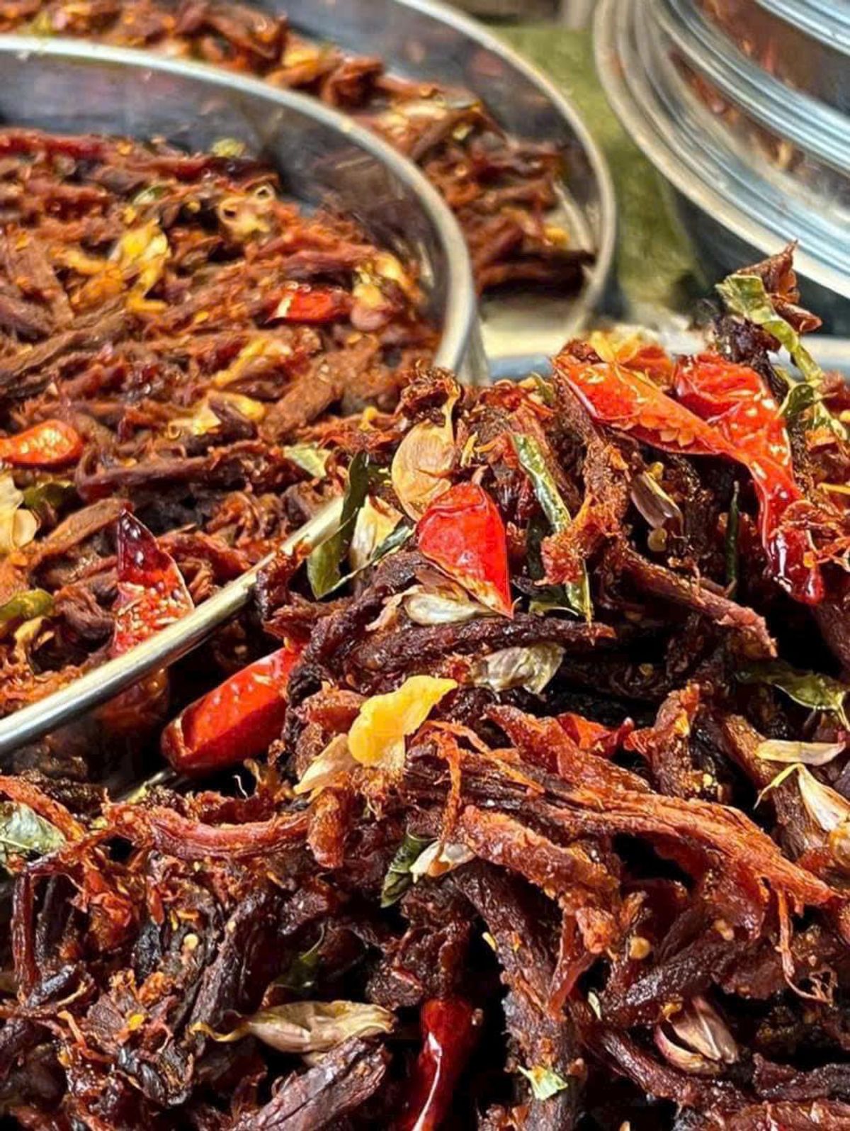 KHÔ BÒ ĐẬP LÁ CHANH - ĂN VẶT QUỐC DÂN AI CŨNG PHẢI MÊ 250G - WINNIE HOUSE KHÔ BÒ ĐẬP LÁ CHANH - ĂN VẶT QUỐC DÂN AI CŨNG PHẢI MÊ 250G - WINNIE HOUSE