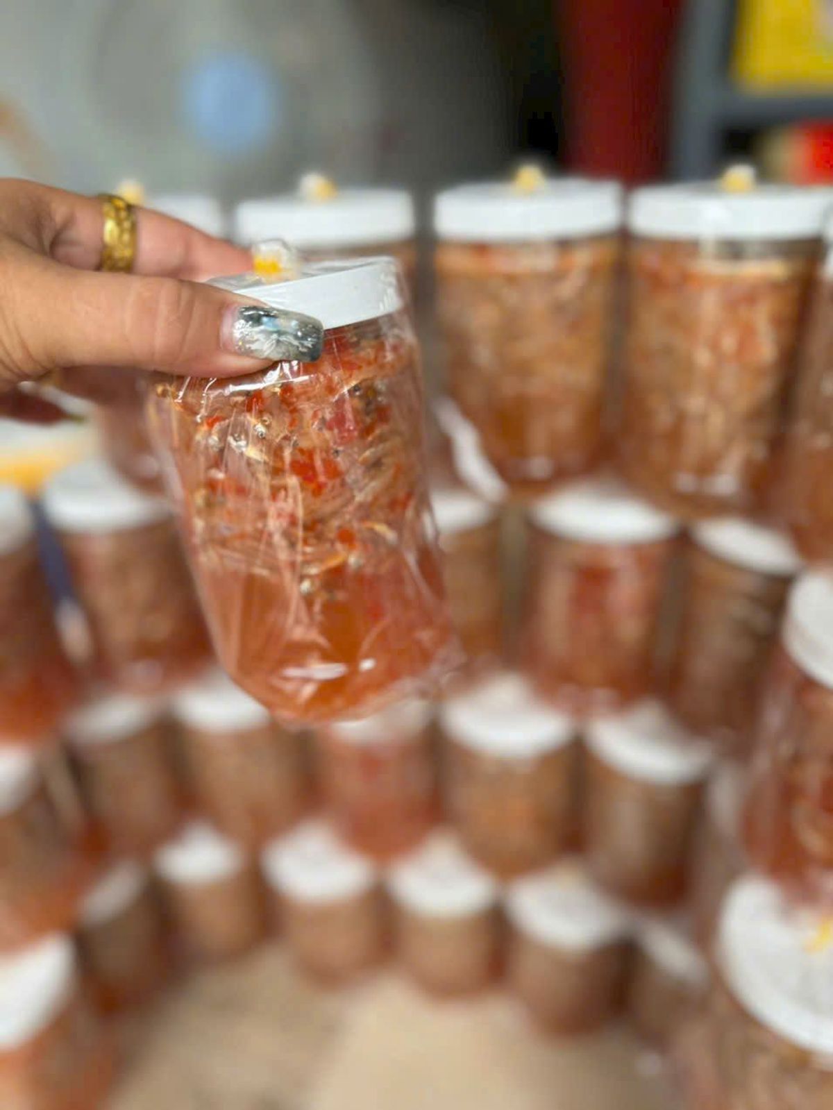 MẮM CÁ CƠM SÔNG HÀM LUÔNG CHÍNH GỐC, ĐẬM ĐÀ HƯƠNG VỊ QUÊ 500G - WINNIE HOUSE MẮM CÁ CƠM SÔNG HÀM LUÔNG CHÍNH GỐC, ĐẬM ĐÀ HƯƠNG VỊ QUÊ 500G - WINNIE HOUSE