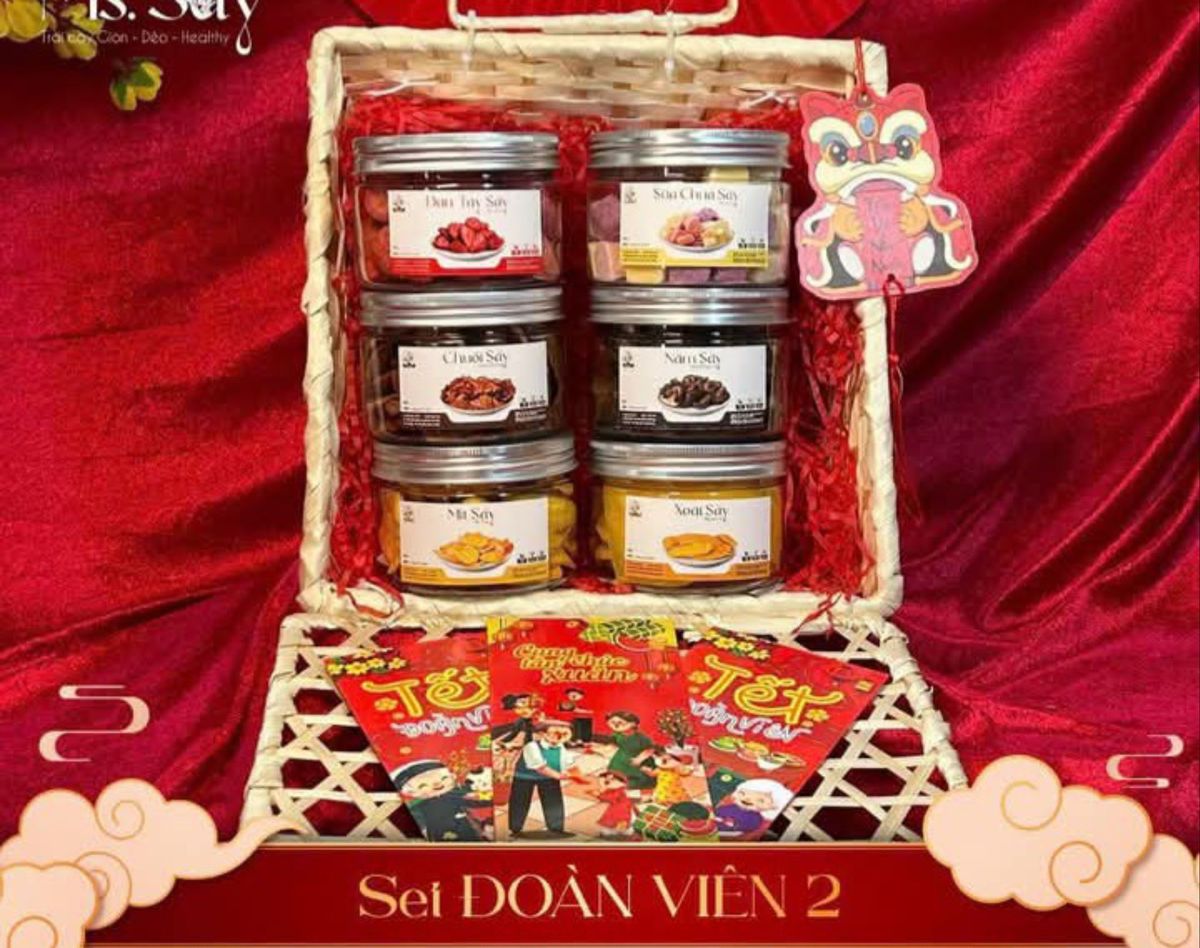 SET QUÀ TẾT TRÁI CÂY SẤY LẠNH TƯƠI NGON DẺO GIÒN KHÔNG CHẤT BẢO QUẢN KHÔNG ĐƯỜNG HÓA HỌC SET QUÀ TẾT TRÁI CÂY SẤY LẠNH TƯƠI NGON DẺO GIÒN KHÔNG CHẤT BẢO QUẢN KHÔNG ĐƯỜNG HÓA HỌC