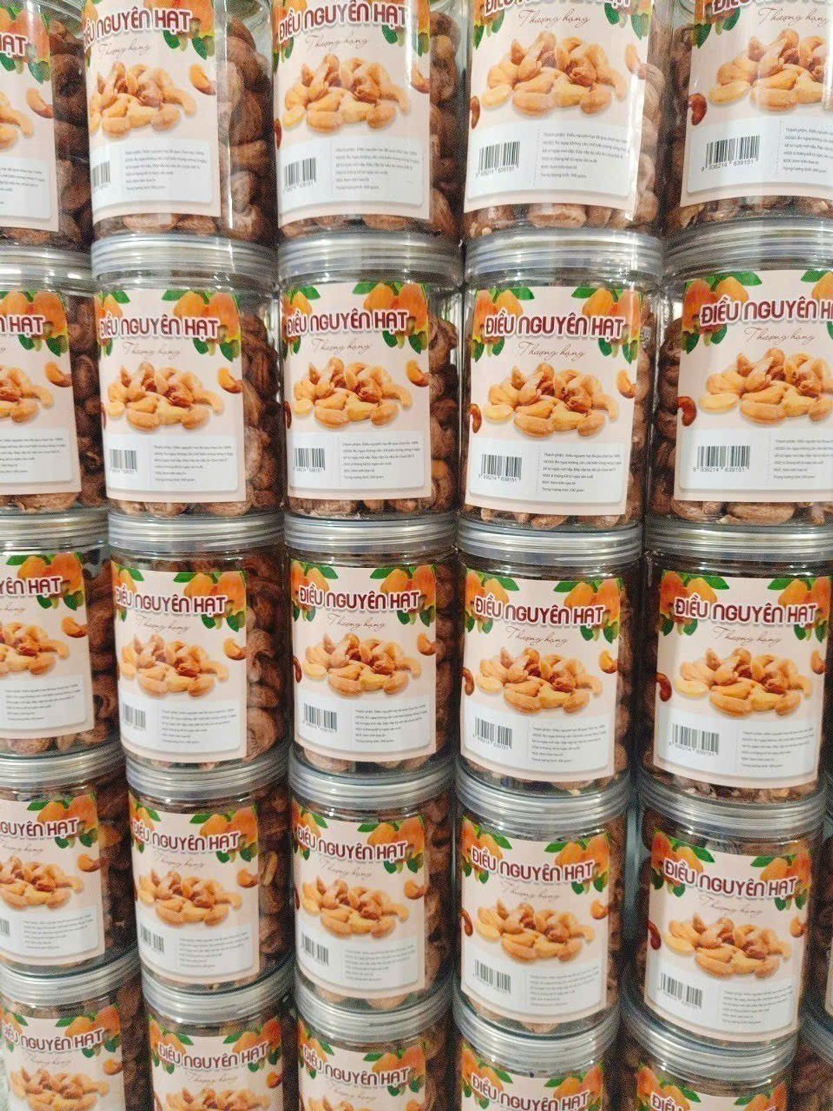Hạt điều nguyên hạt thượng hạng loại ngon Bình Phước Hạt điều nguyên hạt thượng hạng loại ngon Bình Phước
