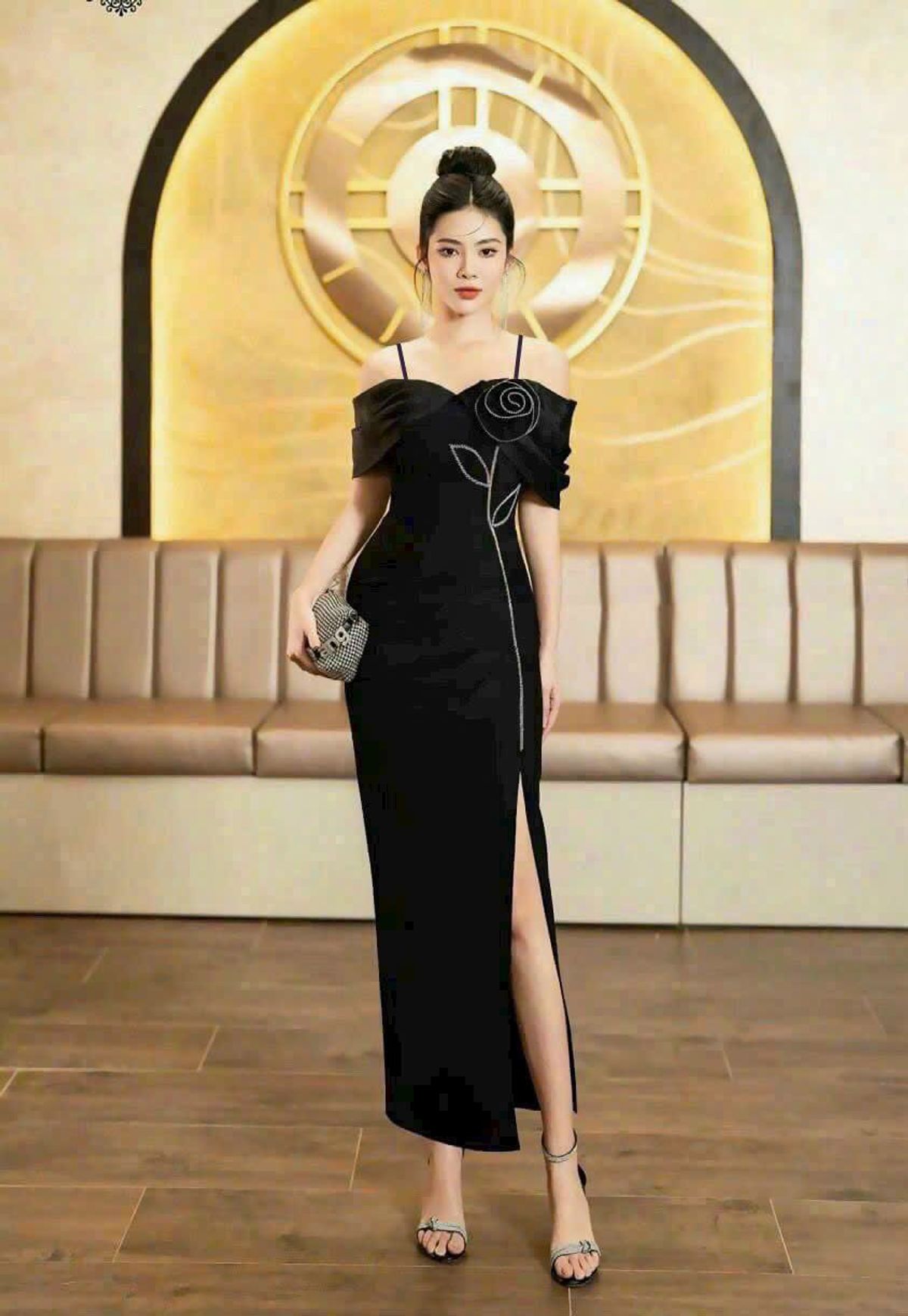 Đầm dạ hội trễ vai kèm bông thiết kế sang trọng hàng cao cấp Đầm dạ hội trễ vai kèm bông thiết kế sang trọng hàng cao cấp