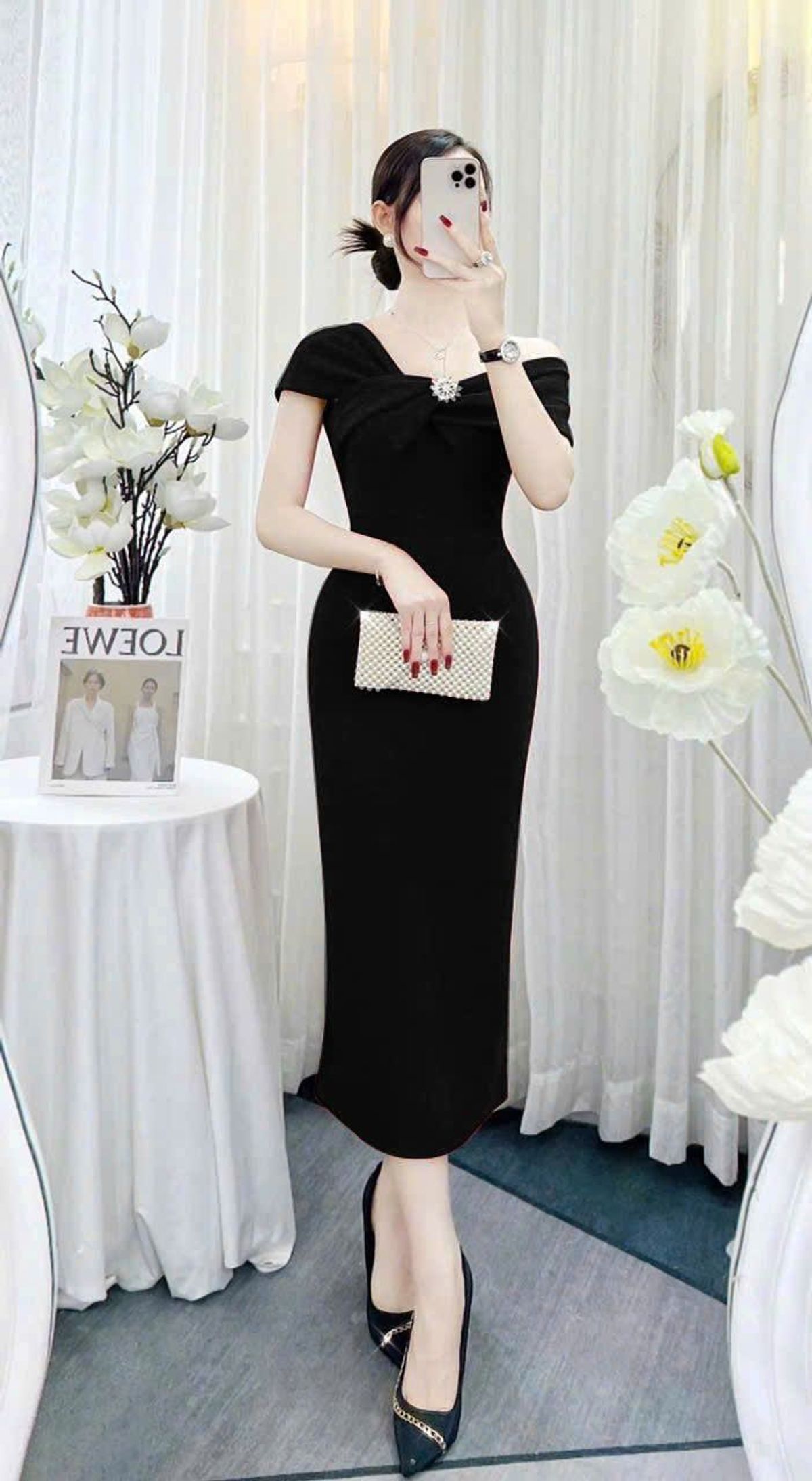 Đầm body trễ vai kèm phụ kiện, thời trang sang trọng hàng cao cấp Đầm body trễ vai kèm phụ kiện, thời trang sang trọng hàng cao cấp