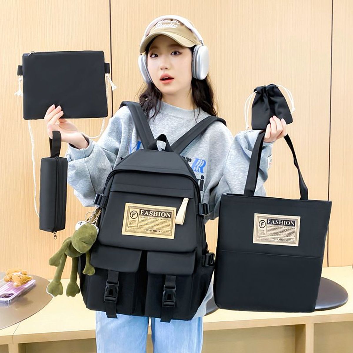 BALO COMBO 5 MÓN ĐA DỤNG CHỐNG THẤM VẢI POLYESTER CAO CẤP QUẢNG CHÂU WH746 - WINNIE HOUSE BALO COMBO 5 MÓN ĐA DỤNG CHỐNG THẤM VẢI POLYESTER CAO CẤP QUẢNG CHÂU WH746 - WINNIE HOUSE