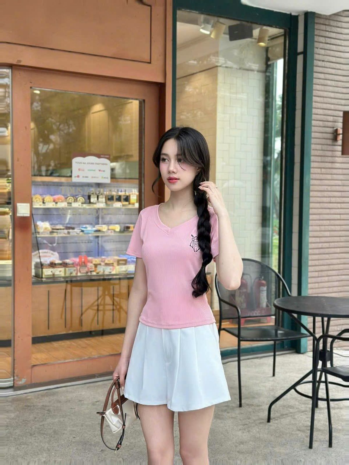 Bộ Set Áo Thun Tay Ngắn Cổ Tim co giãn Minisize bigsize logo in. Bộ Set Áo Thun Tay Ngắn Cổ Tim co giãn Minisize bigsize logo in.