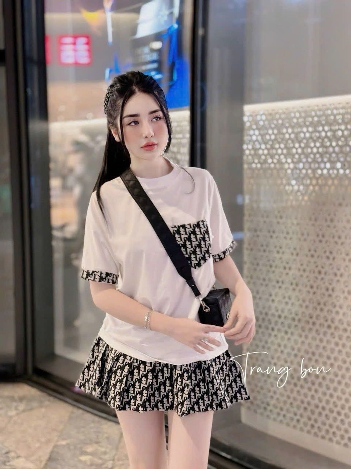 Set áo thun tăm lạnh in túi ngực viền tay mix chân váy bố dạ có lót in siêu xinh phù hợp đi làm đi chơi Set áo thun tăm lạnh in túi ngực viền tay mix chân váy bố dạ có lót in siêu xinh phù hợp đi làm đi chơi
