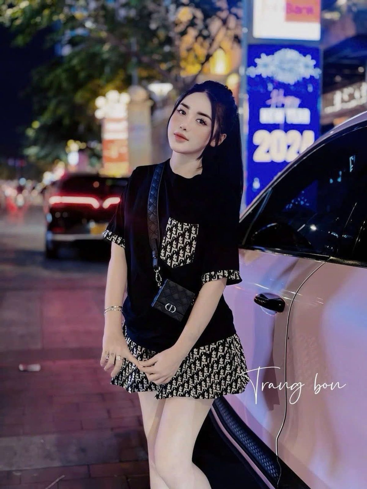 Set áo thun tăm lạnh in túi ngực viền tay mix chân váy bố dạ có lót in siêu xinh phù hợp đi làm đi chơi Set áo thun tăm lạnh in túi ngực viền tay mix chân váy bố dạ có lót in siêu xinh phù hợp đi làm đi chơi