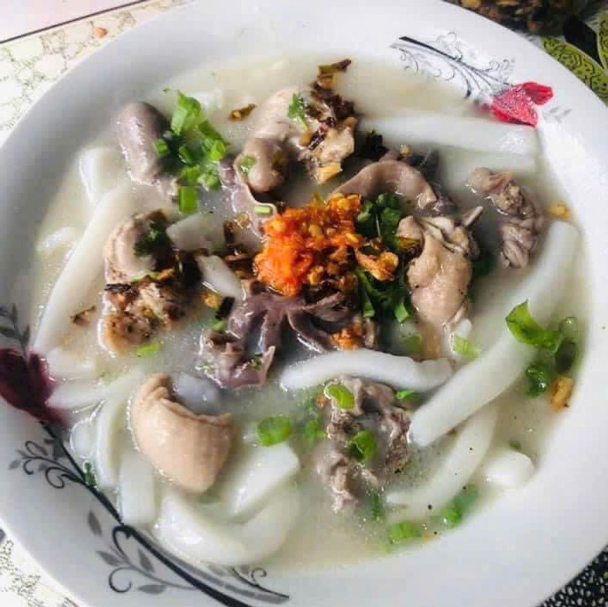 BÁNH CANH BỘT XẮT MIỀN TÂY, TÌM LẠI HƯƠNG VỊ QUÊ NHÀ 1KG - WINNIE HOUSE BÁNH CANH BỘT XẮT MIỀN TÂY, TÌM LẠI HƯƠNG VỊ QUÊ NHÀ 1KG - WINNIE HOUSE