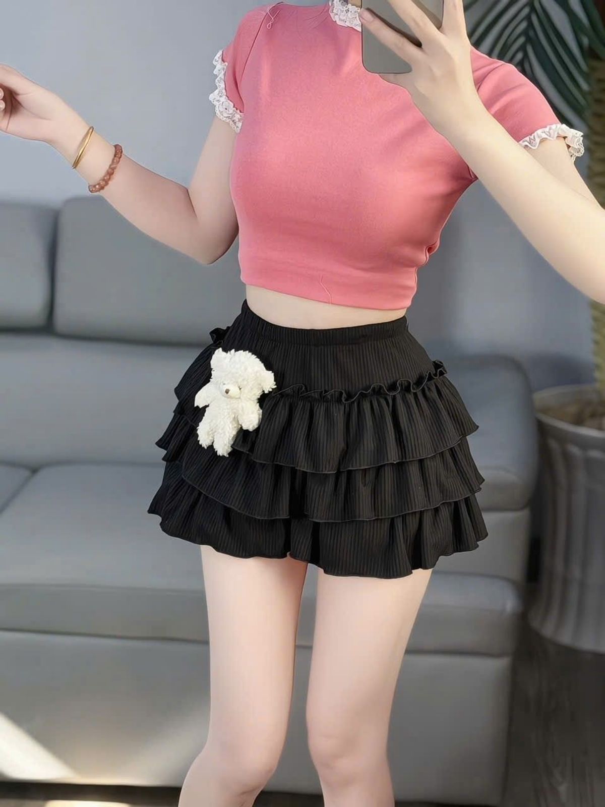 QUẦN TẦNG VẢI LEN GÂN ĐÍNH GẤU TRẮNG - LÊ PHƯƠNG BOUTIQUE QUẦN TẦNG VẢI LEN GÂN ĐÍNH GẤU TRẮNG - LÊ PHƯƠNG BOUTIQUE