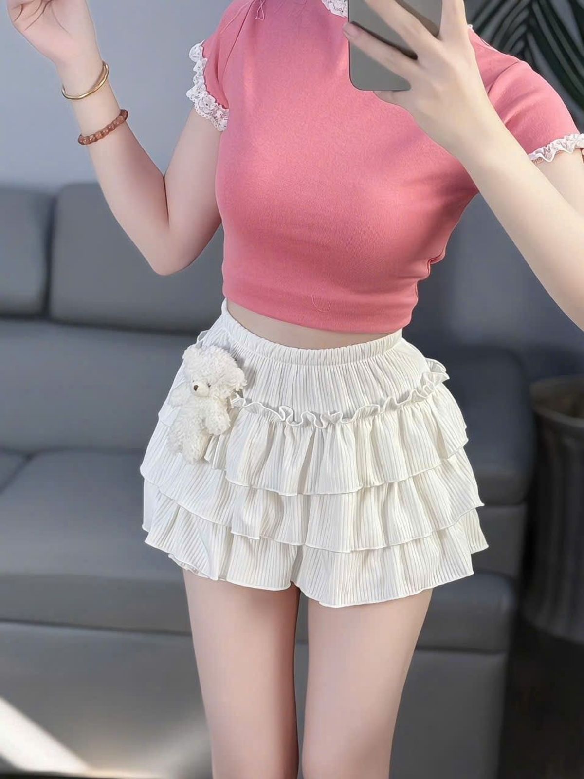 QUẦN TẦNG VẢI LEN GÂN ĐÍNH GẤU TRẮNG - LÊ PHƯƠNG BOUTIQUE QUẦN TẦNG VẢI LEN GÂN ĐÍNH GẤU TRẮNG - LÊ PHƯƠNG BOUTIQUE