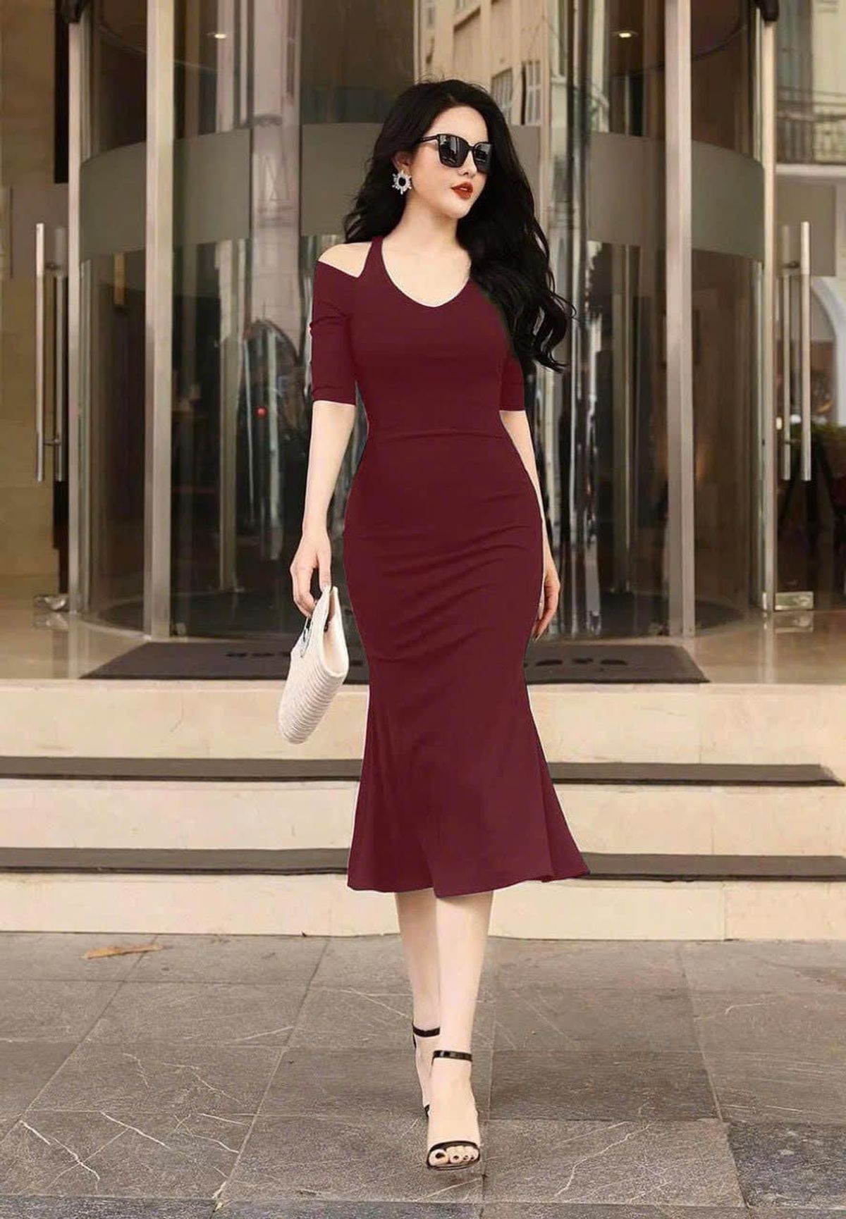 Đầm nữ đuôi cá hở vai thiết kế sang trọng hàng cao cấp Đầm nữ đuôi cá hở vai thiết kế sang trọng hàng cao cấp
