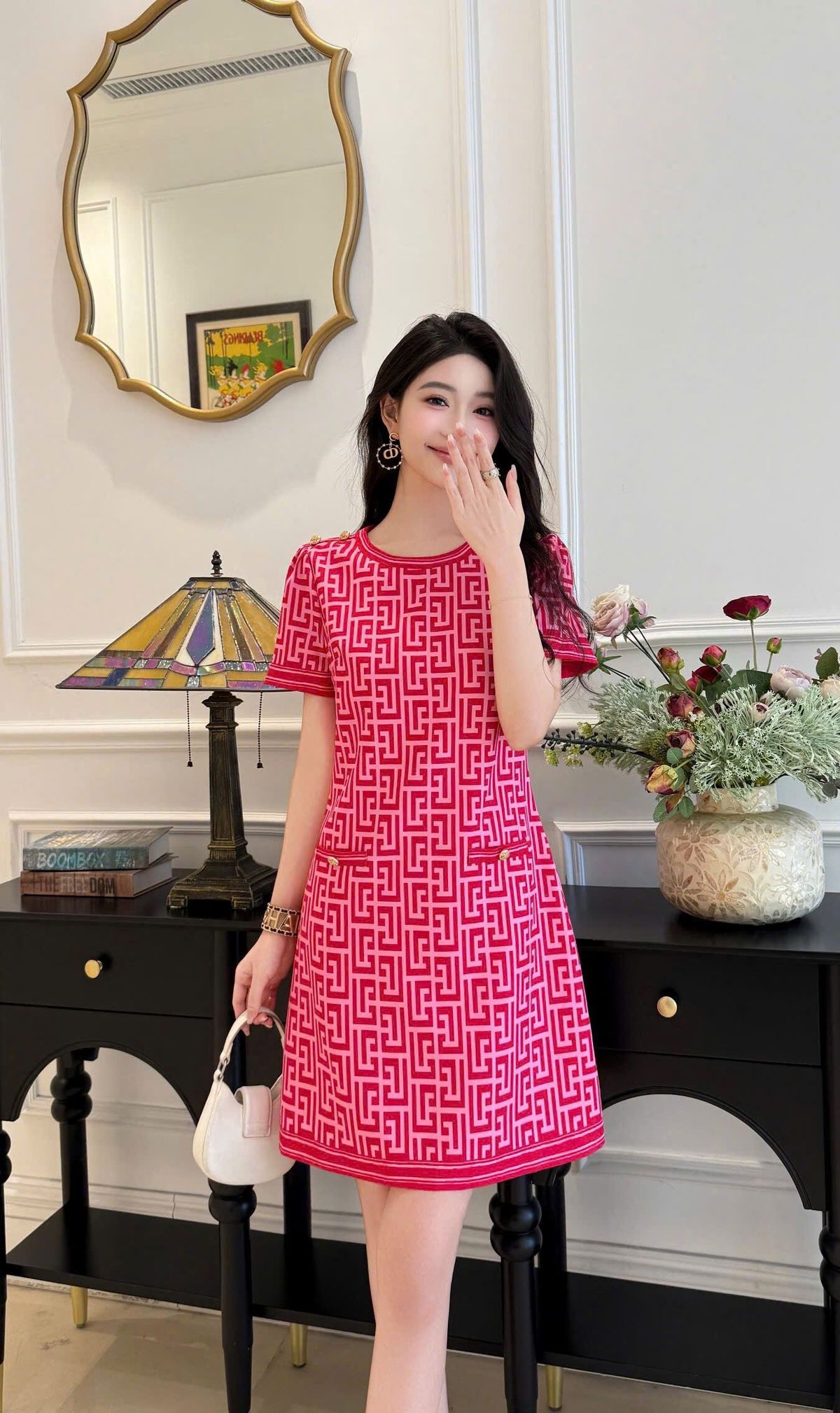 Đầm quảng châu form suông Đầm quảng châu form suông