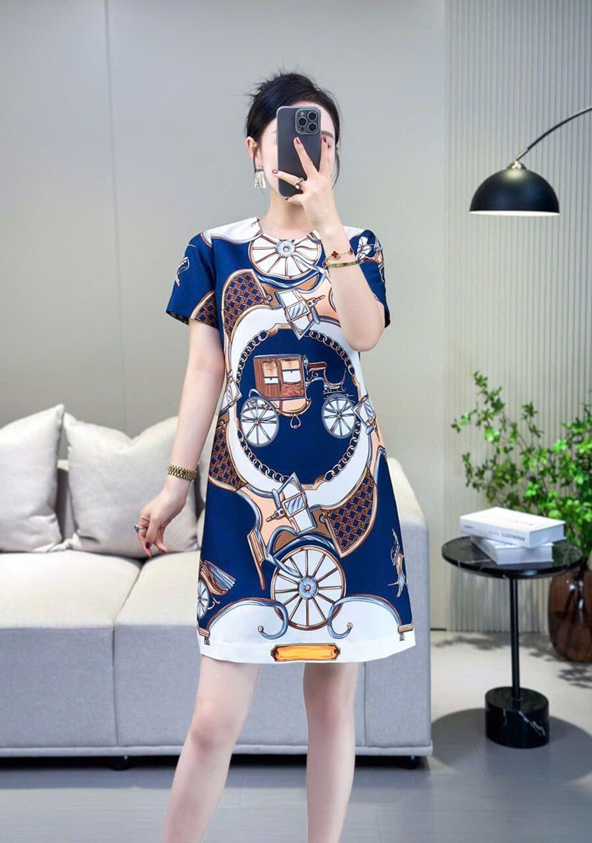 Đầm nữ form suông quảng châu Đầm nữ form suông quảng châu