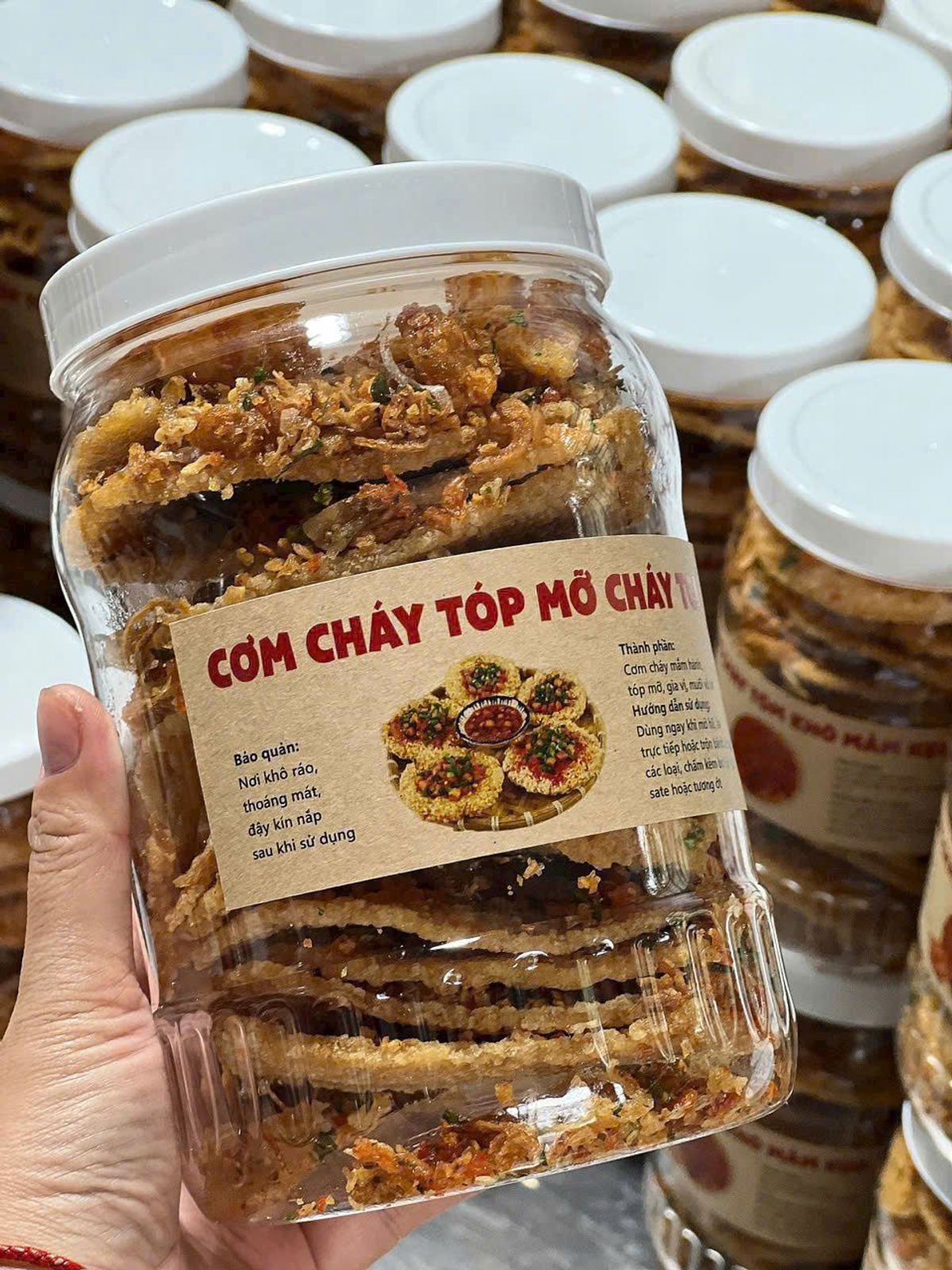 CƠM CHÁY TÓP MỠ HÀNH PHI MUỐI TÔM, HƯƠNG VỊ ĐẶC BIỆT 500G - WINNIE HOUSE CƠM CHÁY TÓP MỠ HÀNH PHI MUỐI TÔM, HƯƠNG VỊ ĐẶC BIỆT 500G - WINNIE HOUSE