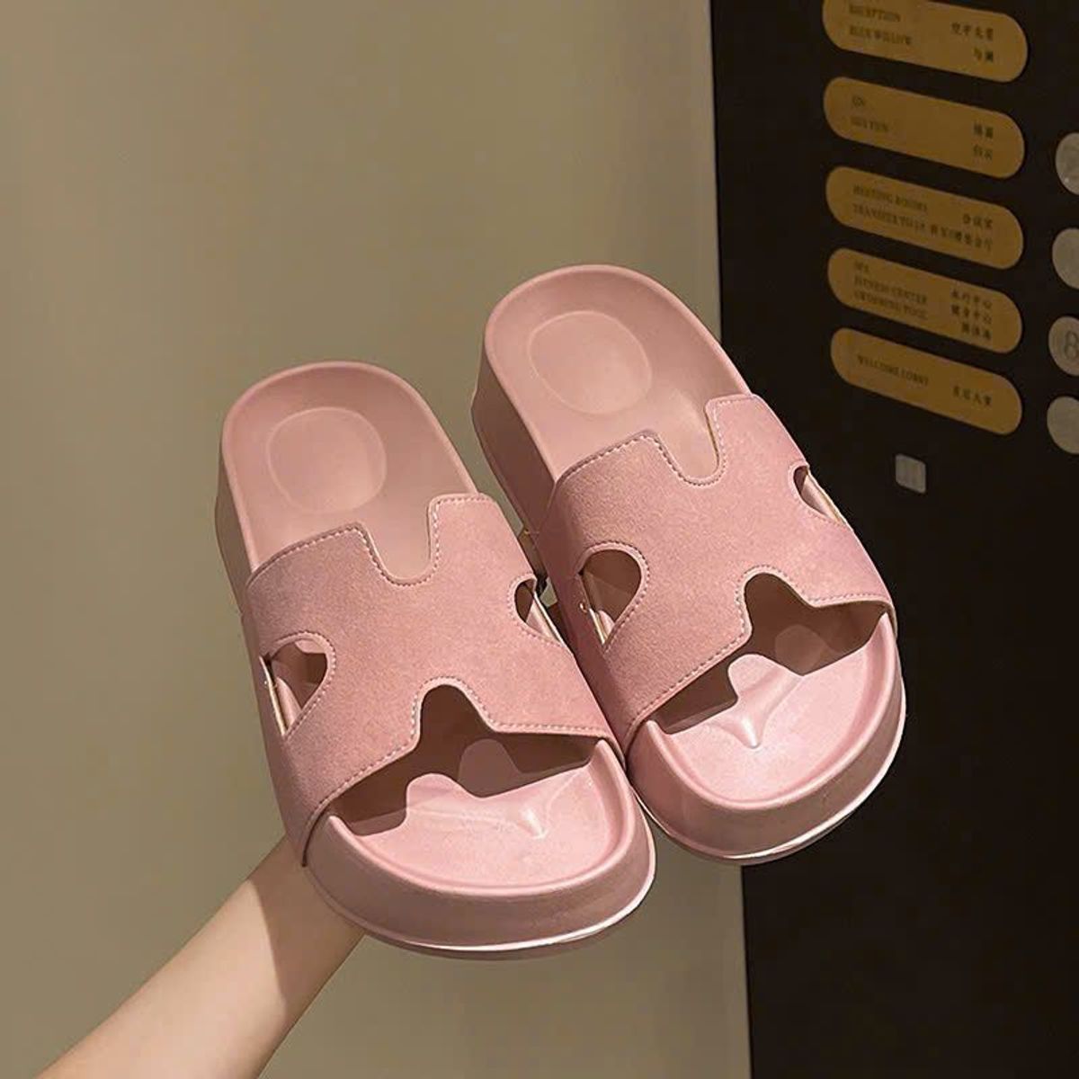 DÉP QUAI NGANG EVA 5CM SIÊU NHẸ – MỀM MẠI, CHỐNG THẤM, BỀN ĐẸP - PIPI STORE DÉP QUAI NGANG EVA 5CM SIÊU NHẸ – MỀM MẠI, CHỐNG THẤM, BỀN ĐẸP - PIPI STORE