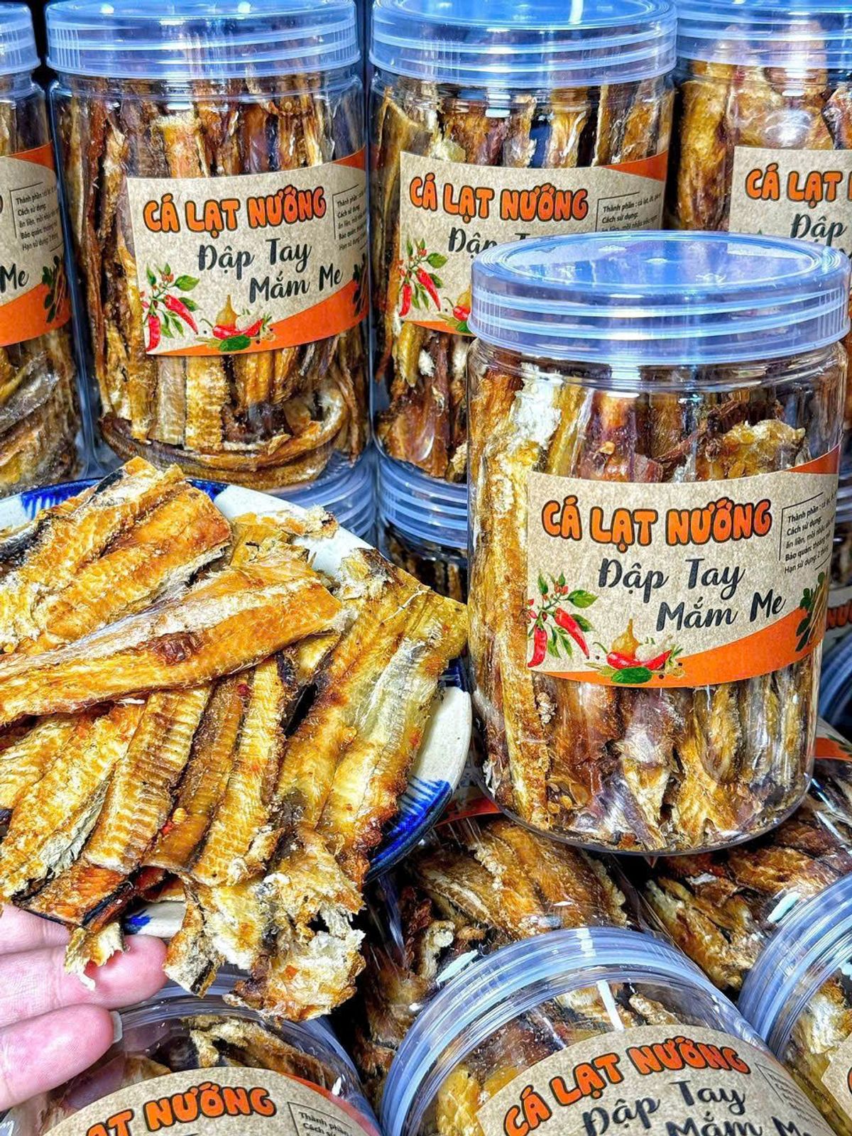 CÁ LẠT NƯỚNG ĐẬP TAY MẮM ME, ĐẬM VỊ MIỀN TÂY 300G - WINNIE HOUSE CÁ LẠT NƯỚNG ĐẬP TAY MẮM ME, ĐẬM VỊ MIỀN TÂY 300G - WINNIE HOUSE