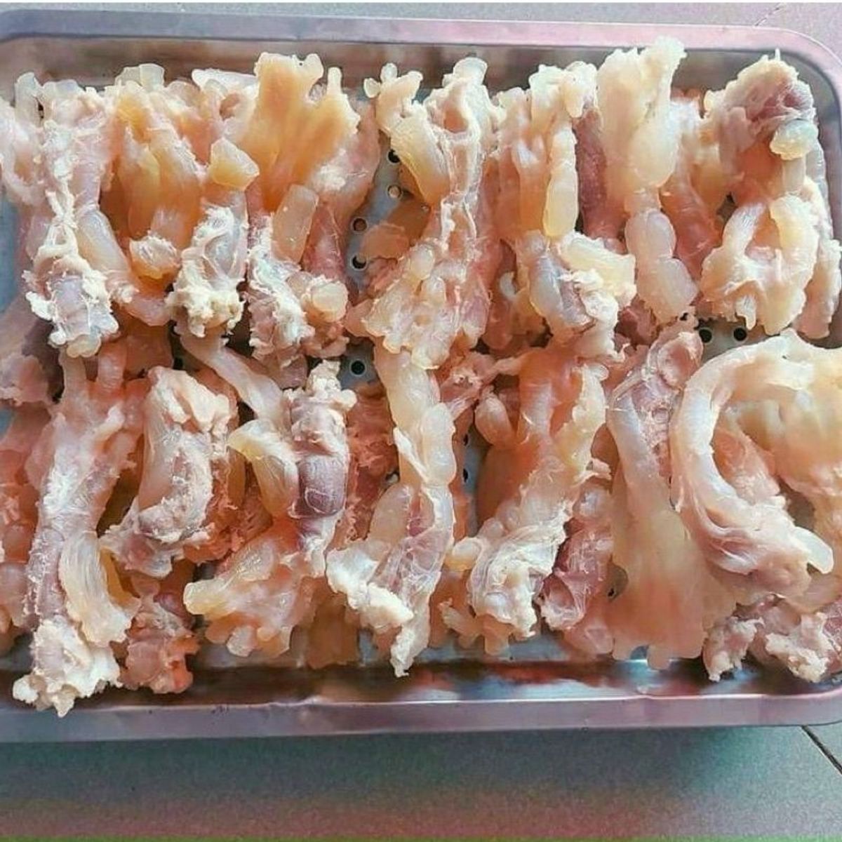 Gân y bò sống Túi 1kg (GIAO HOA TOC HCM) Gân y bò sống Túi 1kg (GIAO HOA TOC HCM)