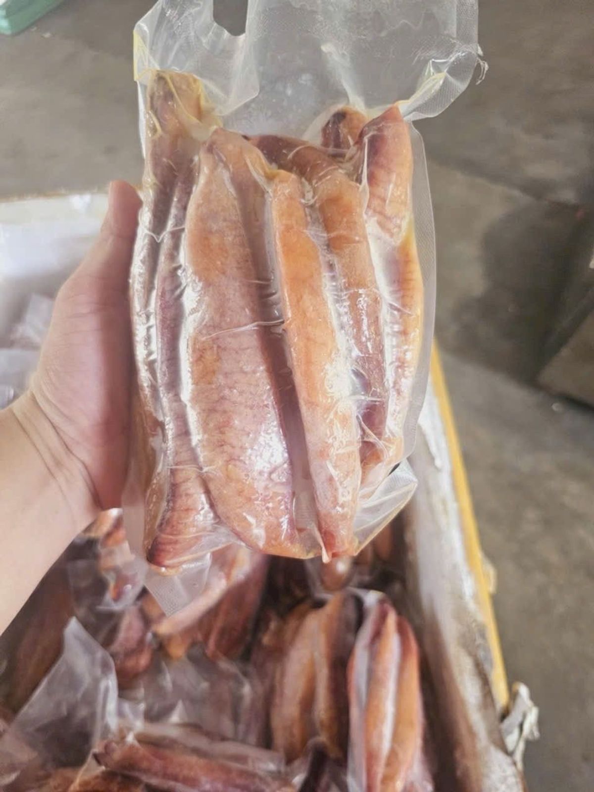 Trứng cá ngừ đại dương túi 1kg (giao tphcm) Trứng cá ngừ đại dương túi 1kg (giao tphcm)