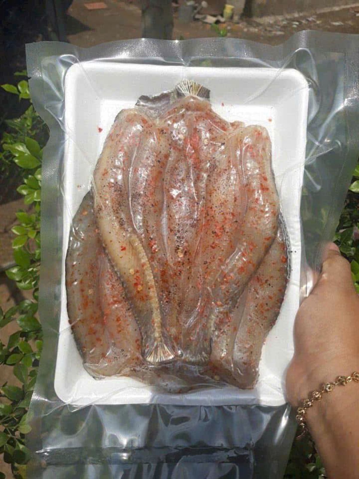 KHÔ CÁ LÓC TIÊU ỚT VỊ ĐẬM ĐÀ 500G - WINNIE HOUSE KHÔ CÁ LÓC TIÊU ỚT VỊ ĐẬM ĐÀ 500G - WINNIE HOUSE