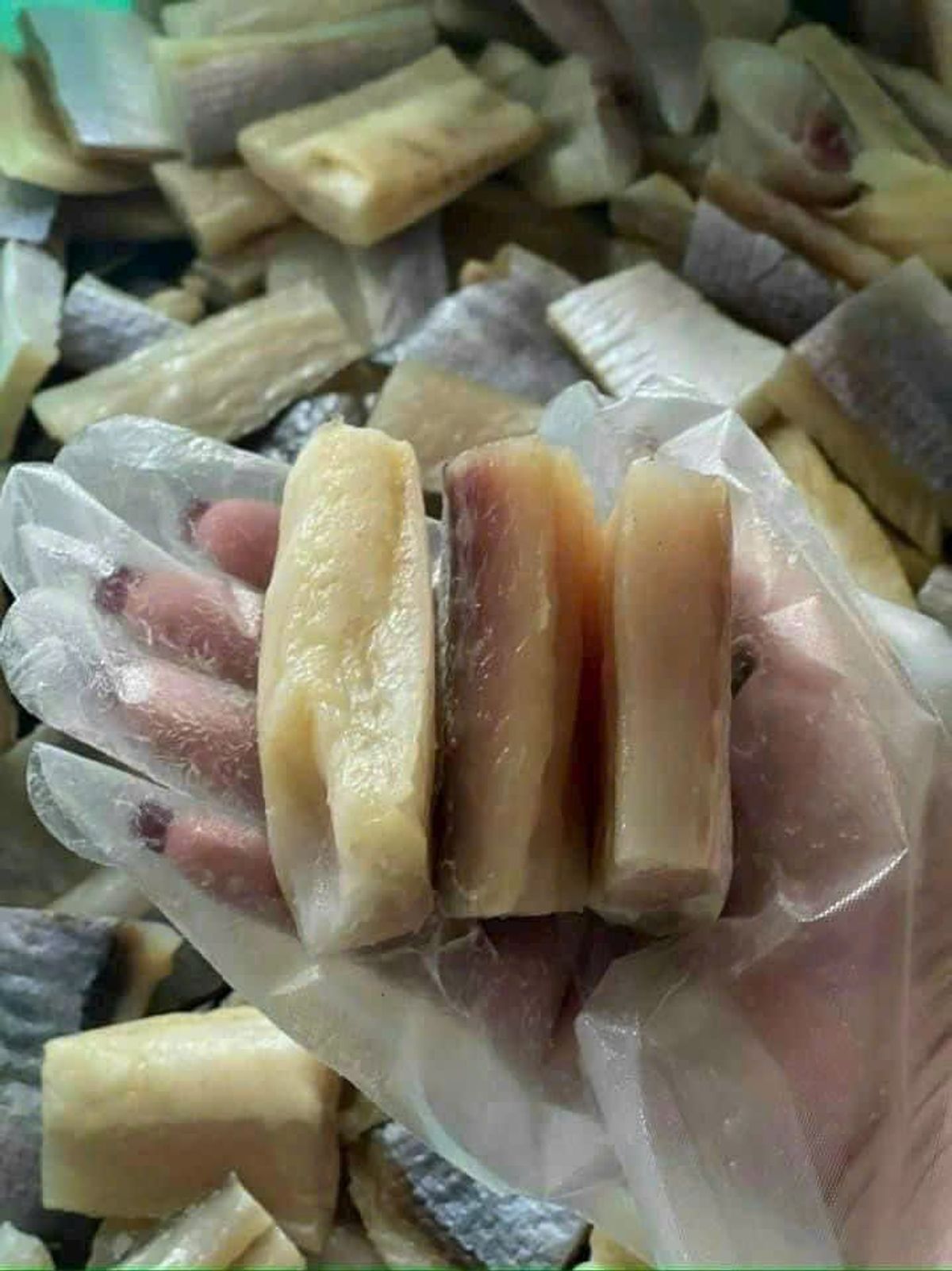 KHÔ CÁ DỨA PHI LÊ – ĂN LÀ MÊ, CHIÊN LÀ NGON 500G - WINNIE HOUSE KHÔ CÁ DỨA PHI LÊ – ĂN LÀ MÊ, CHIÊN LÀ NGON 500G - WINNIE HOUSE