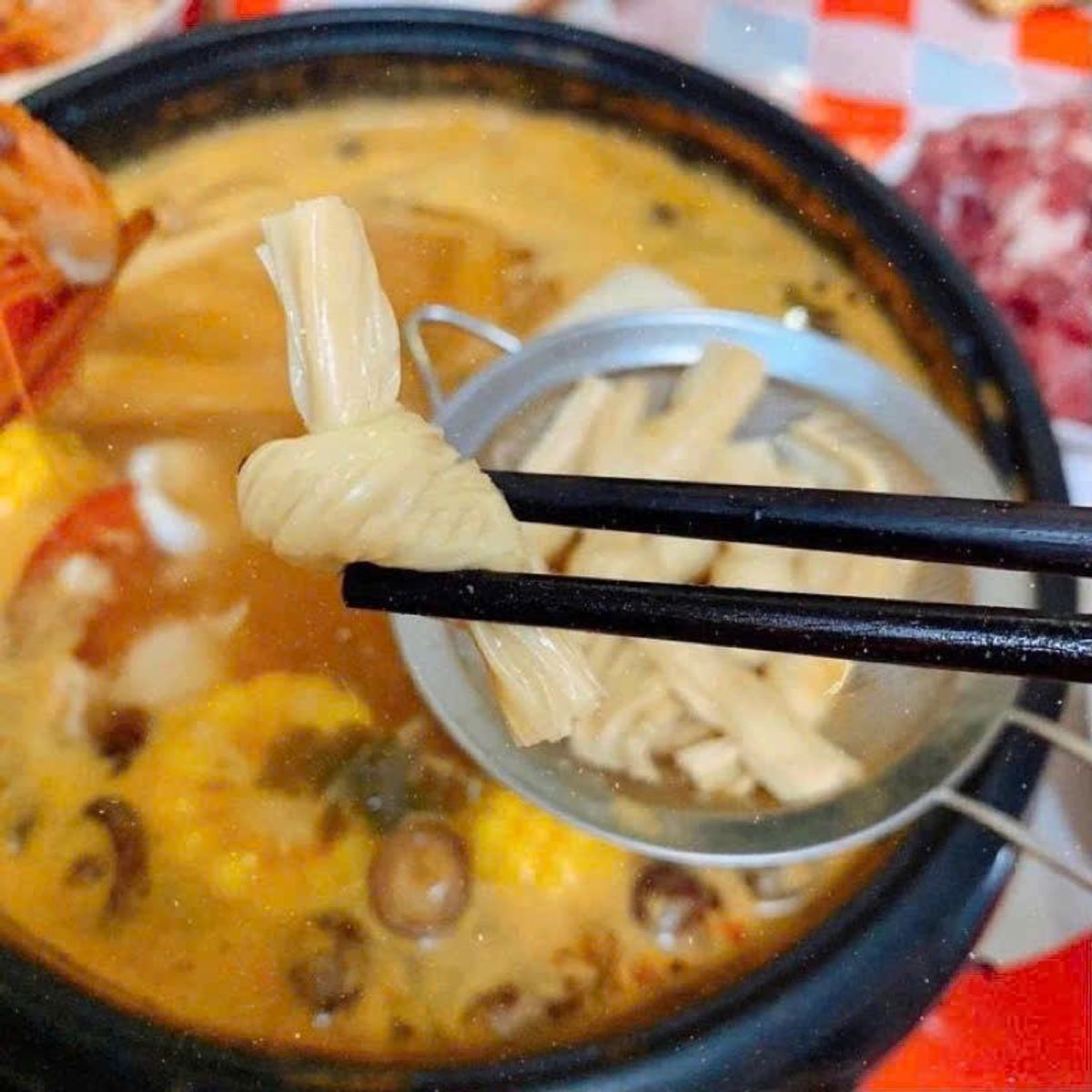 Váng Đậu Nơ - (Tàu Hũ Ky Dạng Nơ) 500g Sản phẩm nông nghiệp Việt Nam (hỏa tốc) Váng Đậu Nơ - (Tàu Hũ Ky Dạng Nơ) 500g Sản phẩm nông nghiệp Việt Nam (hỏa tốc)