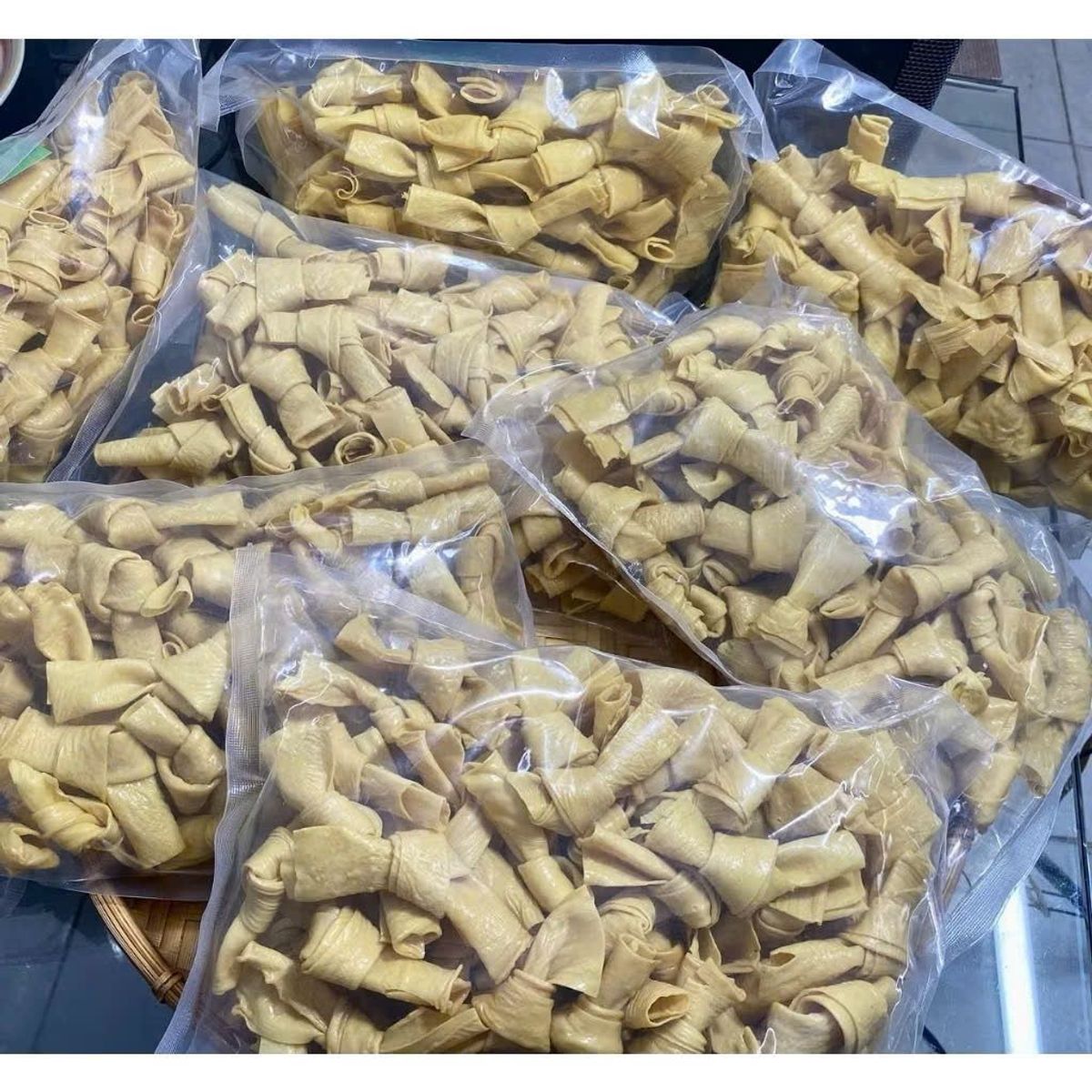 Váng Đậu Nơ - (Tàu Hũ Ky Dạng Nơ) 500g Sản phẩm nông nghiệp Việt Nam (hỏa tốc) Váng Đậu Nơ - (Tàu Hũ Ky Dạng Nơ) 500g Sản phẩm nông nghiệp Việt Nam (hỏa tốc)