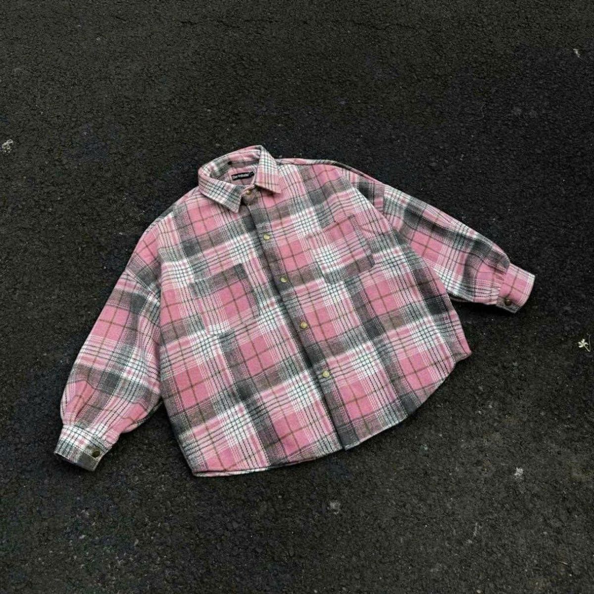 Áo khoác sơ mi chất kate nam nữ FLANNEL tay dài from rộng nhiều màu cá tính (k nón) Áo khoác sơ mi chất kate nam nữ FLANNEL tay dài from rộng nhiều màu cá tính (k nón)