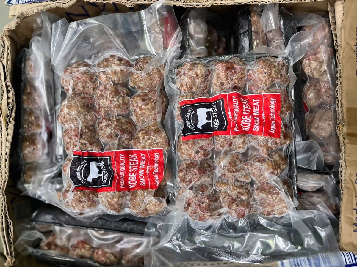 Bò vien xay Aukobe 1kg ( Hỏa tốc TPHCM ) Bò vien xay Aukobe 1kg ( Hỏa tốc TPHCM )