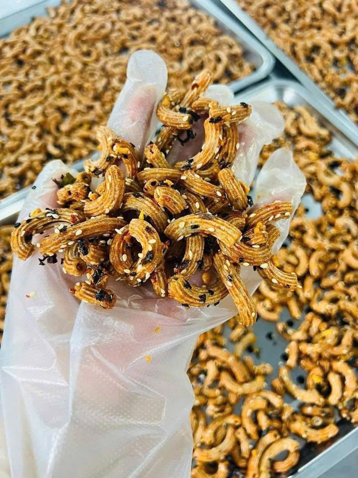 NUI GẠO LỨC SẤY RONG BIỂN – ĂN VẶT GIÒN NGON KHÔNG LO TĂNG CÂN 500G - WINNIE HOUSE NUI GẠO LỨC SẤY RONG BIỂN – ĂN VẶT GIÒN NGON KHÔNG LO TĂNG CÂN 500G - WINNIE HOUSE
