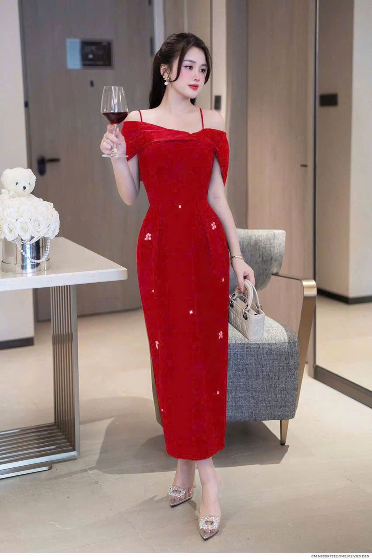 Đầm body trễ bái đính hạt sang trọng hàng cao cấp Sk756734 Đầm body trễ bái đính hạt sang trọng hàng cao cấp Sk756734