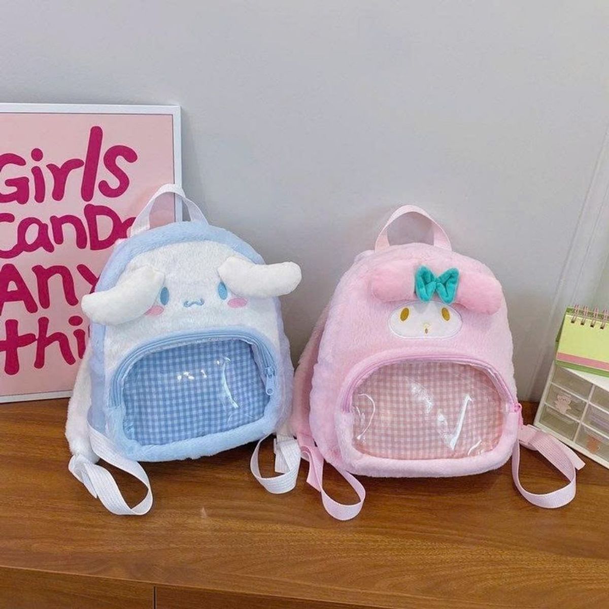 BALO LÔNG HOẠT HÌNH SANRIO PHỐI KÍNH – DỄ THƯƠNG HẾT NẤC - WINNIE HOUSE BALO LÔNG HOẠT HÌNH SANRIO PHỐI KÍNH – DỄ THƯƠNG HẾT NẤC - WINNIE HOUSE