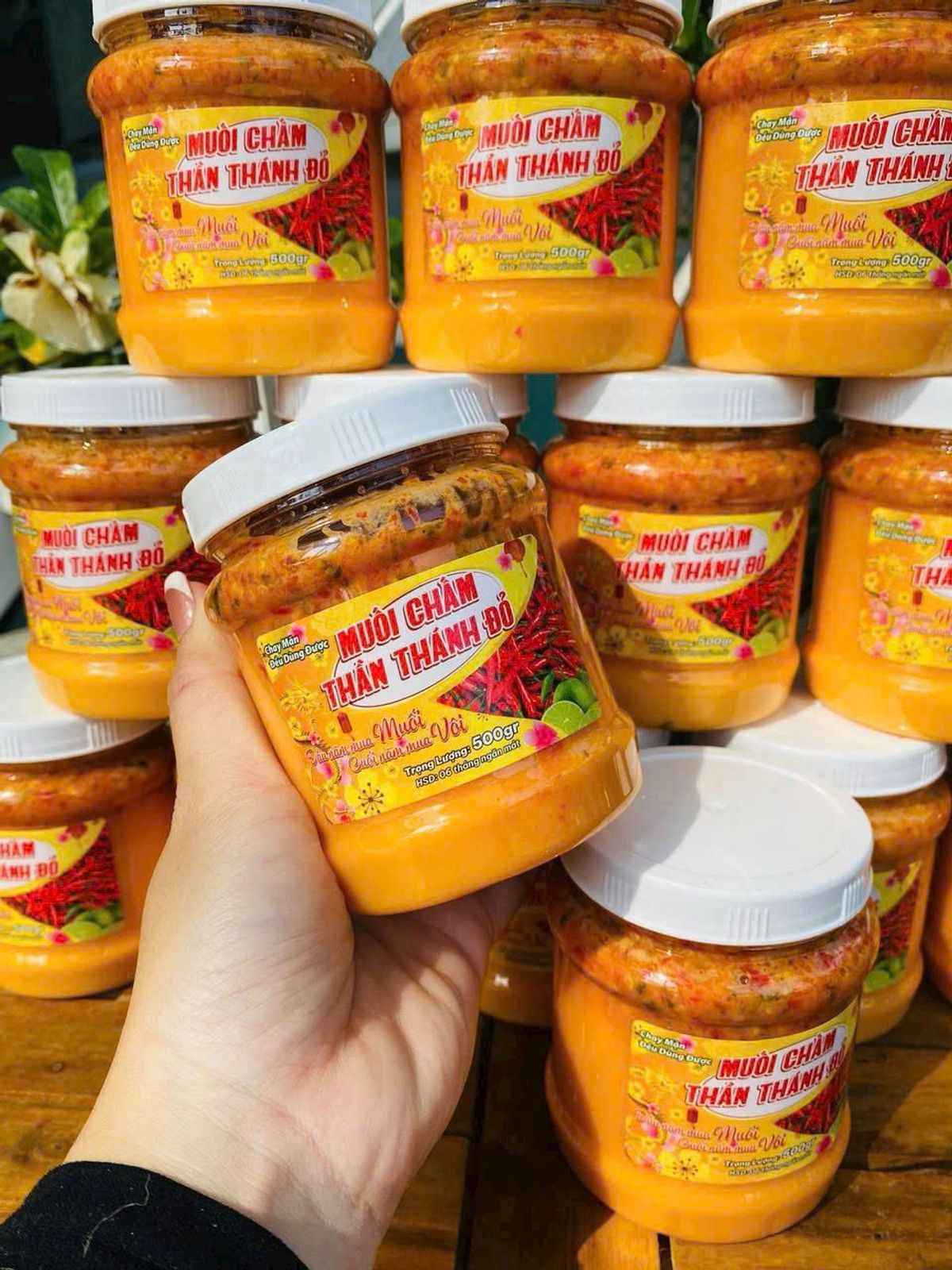 COMBO 2 HỦ MUỐI CHẤM HẢI SẢN THẦN THÁNH, CÀNG CHẤM CÀNG MÊ - WINNIE HOUSE COMBO 2 HỦ MUỐI CHẤM HẢI SẢN THẦN THÁNH, CÀNG CHẤM CÀNG MÊ - WINNIE HOUSE