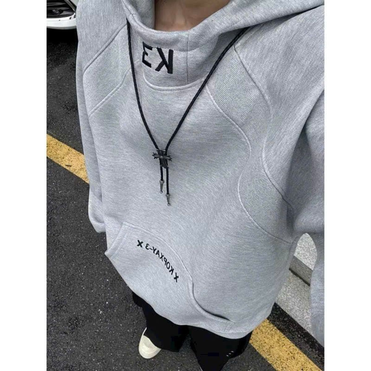 Áo Hoodie Logo Thêu KE Phối Raplang, Cổ Cao - Unisex Áo Hoodie Logo Thêu KE Phối Raplang, Cổ Cao - Unisex