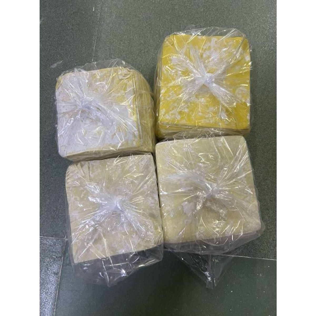 Bơ Meizan Thực Vật Thơm Ngon hộp 800g Bơ Meizan Thực Vật Thơm Ngon hộp 800g