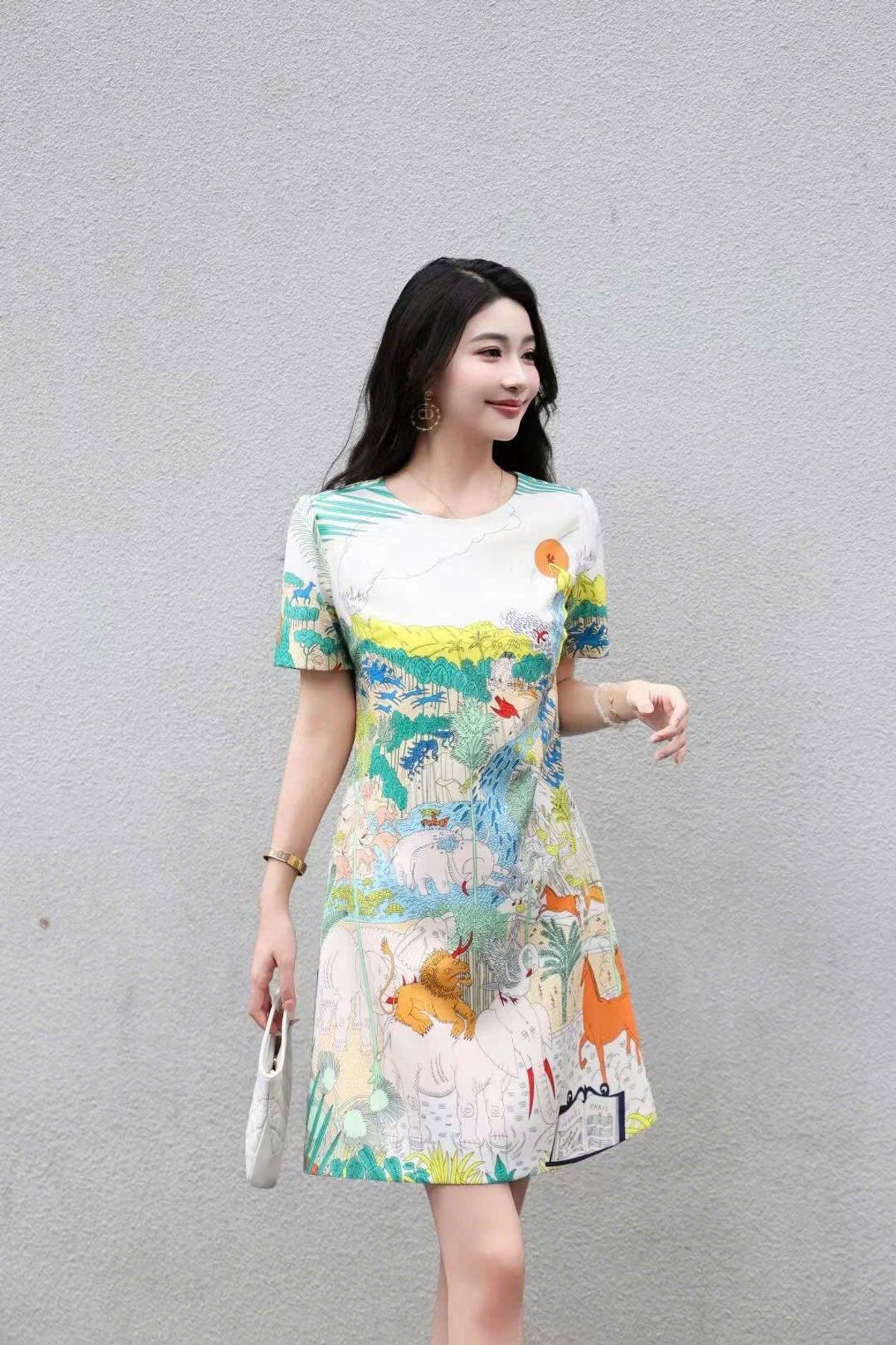 Đầm nữ quảng châu lụa nhập 2 lớp Đầm nữ quảng châu lụa nhập 2 lớp