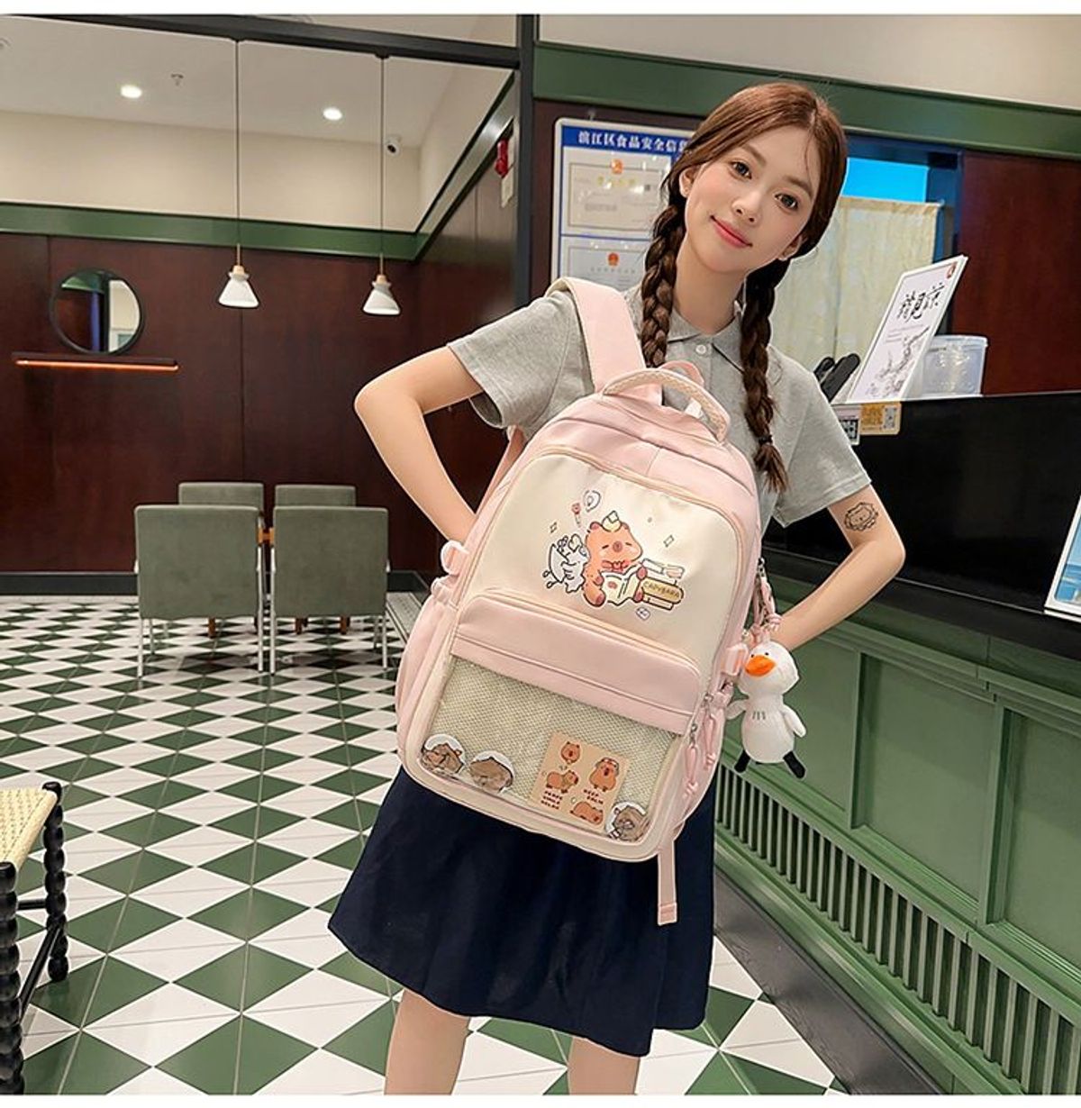 BALO HOẠT HÌNH CAPIPARA PHỐI KÍNH A8298, SIÊU RỘNG, TIỆN DỤNG, PHONG CÁCH TRẺ TRUNG - PIPI STORE BALO HOẠT HÌNH CAPIPARA PHỐI KÍNH A8298, SIÊU RỘNG, TIỆN DỤNG, PHONG CÁCH TRẺ TRUNG - PIPI STORE