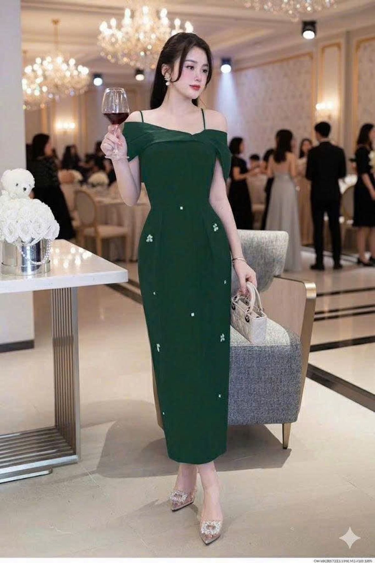 Đầm body trễ bái đính hạt sang trọng hàng chất lượng Đầm body trễ bái đính hạt sang trọng hàng chất lượng